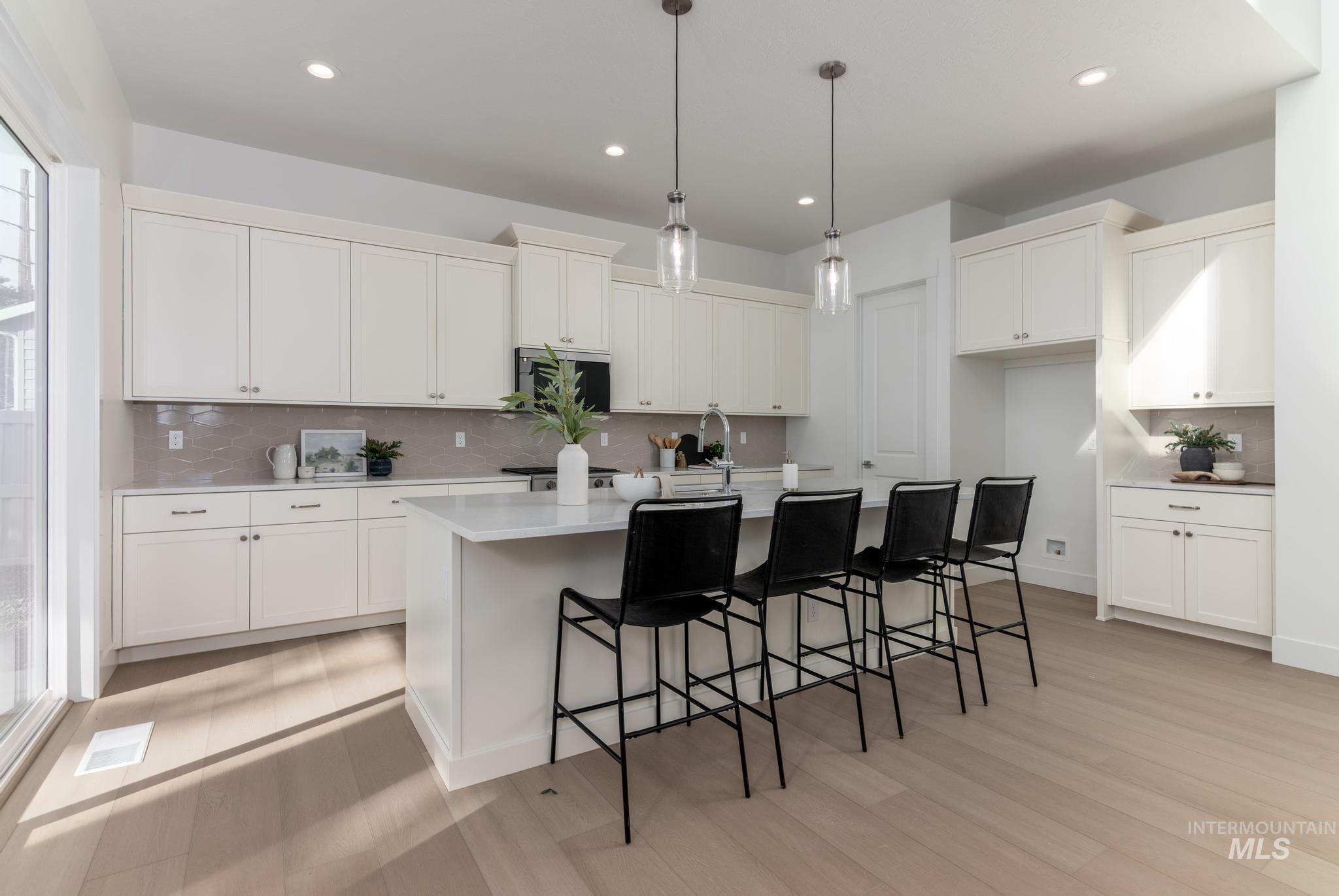 2005 N Spring Creek Ave, Middleton, Idaho 83644, 5 Bedrooms, 4.5 Bathrooms, Residential For Sale, Price $694,000,MLS 98967711