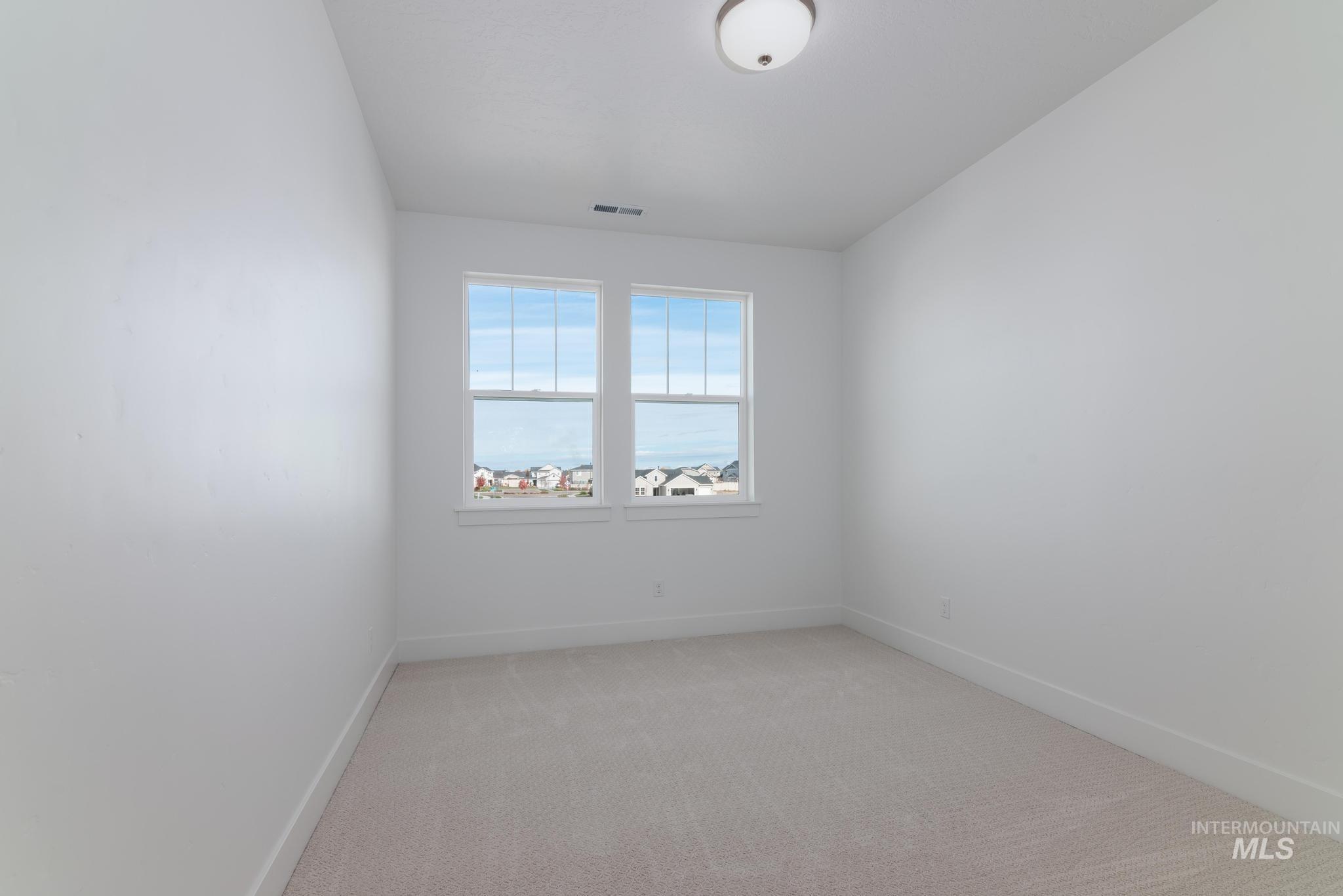 2005 N Spring Creek Ave, Middleton, Idaho 83644, 5 Bedrooms, 4.5 Bathrooms, Residential For Sale, Price $694,000,MLS 98967711