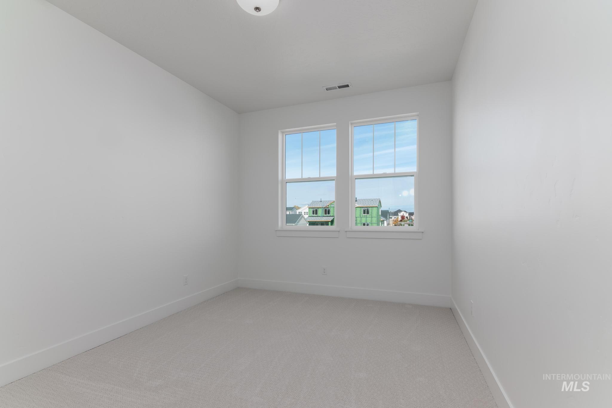 2005 N Spring Creek Ave, Middleton, Idaho 83644, 5 Bedrooms, 4.5 Bathrooms, Residential For Sale, Price $694,000,MLS 98967711