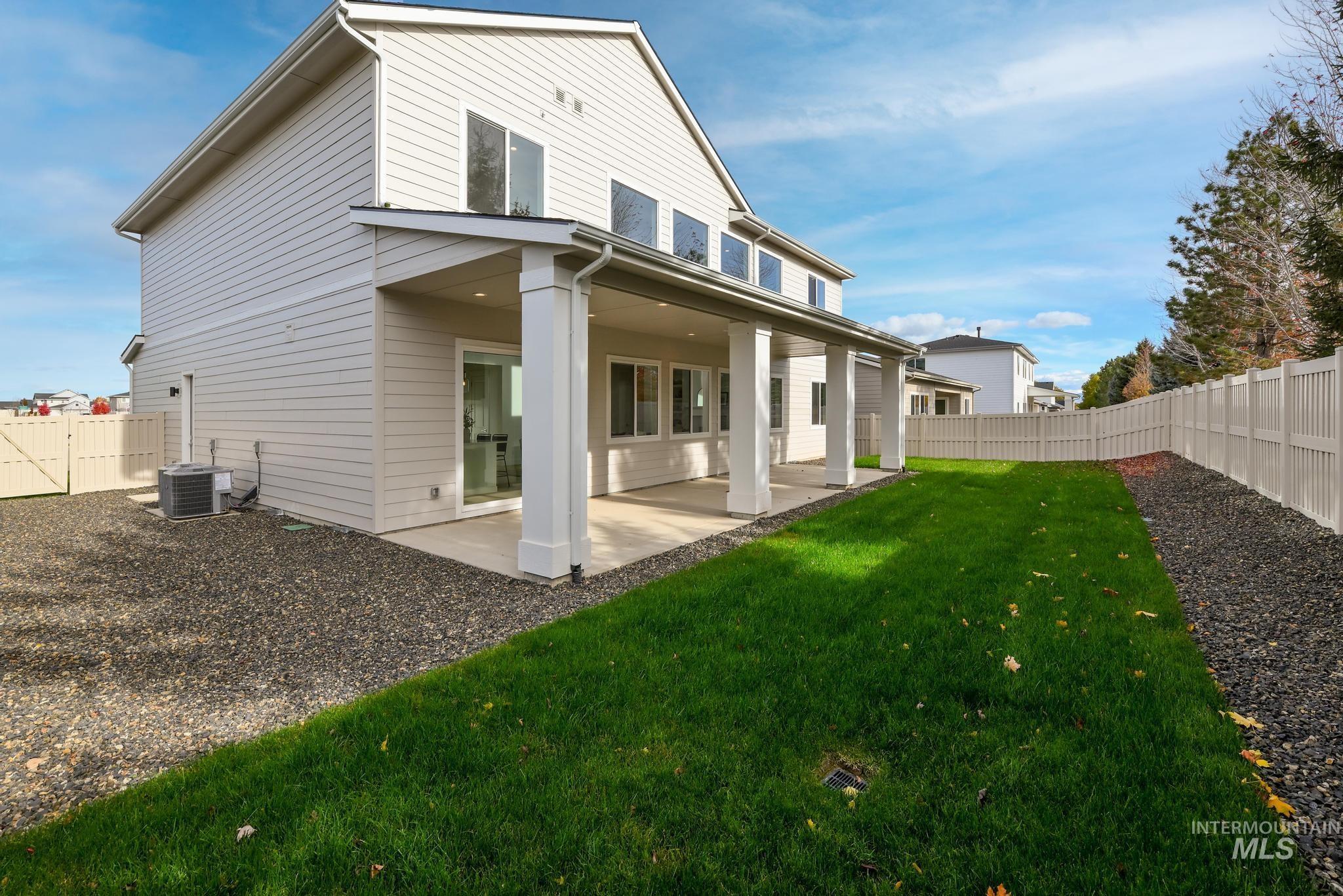 2005 N Spring Creek Ave, Middleton, Idaho 83644, 5 Bedrooms, 4.5 Bathrooms, Residential For Sale, Price $694,000,MLS 98967711