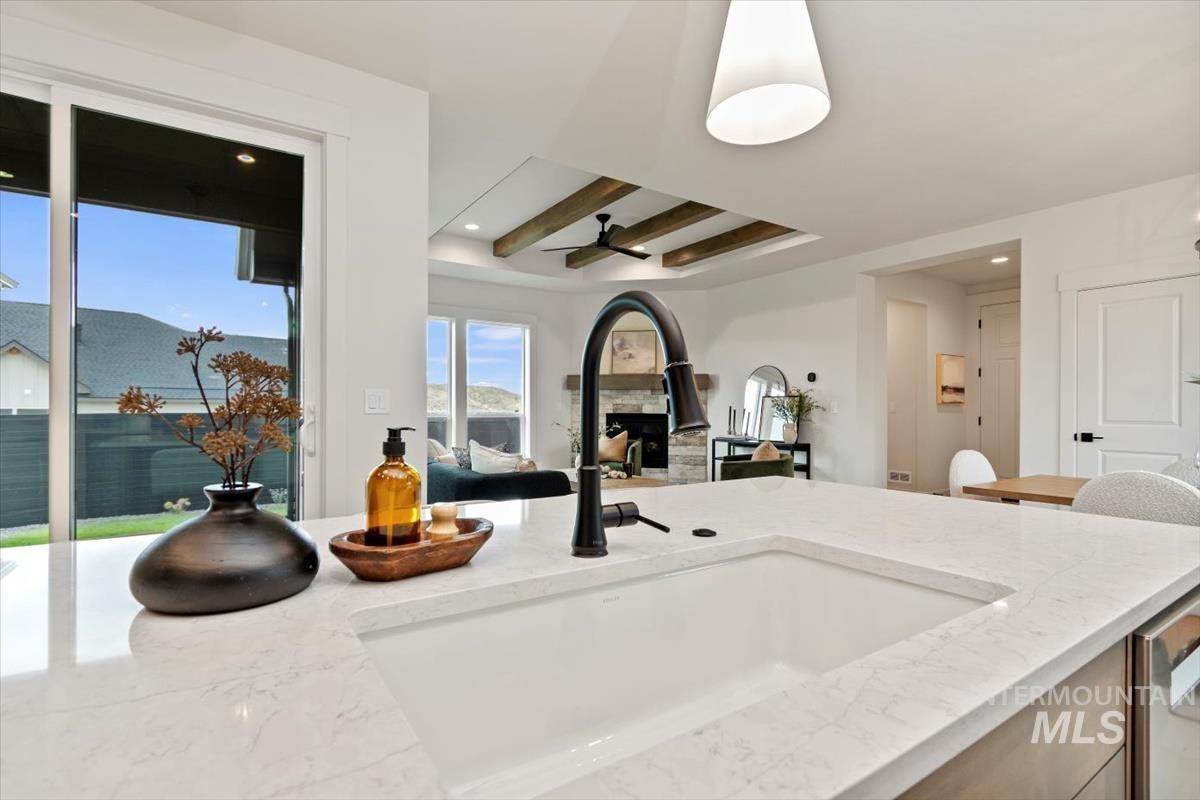 5931 W Domford Ln, Eagle, Idaho 83616, 3 Bedrooms, 2 Bathrooms, Residential For Sale, Price $577,880,MLS 98967716