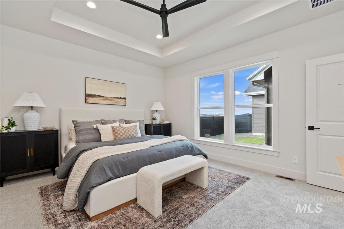 5931 W Domford Ln, Eagle, Idaho 83616, 3 Bedrooms, 2 Bathrooms, Residential For Sale, Price $577,880,MLS 98967716