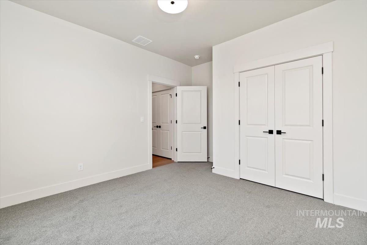 5931 W Domford Ln, Eagle, Idaho 83616, 3 Bedrooms, 2 Bathrooms, Residential For Sale, Price $577,880,MLS 98967716