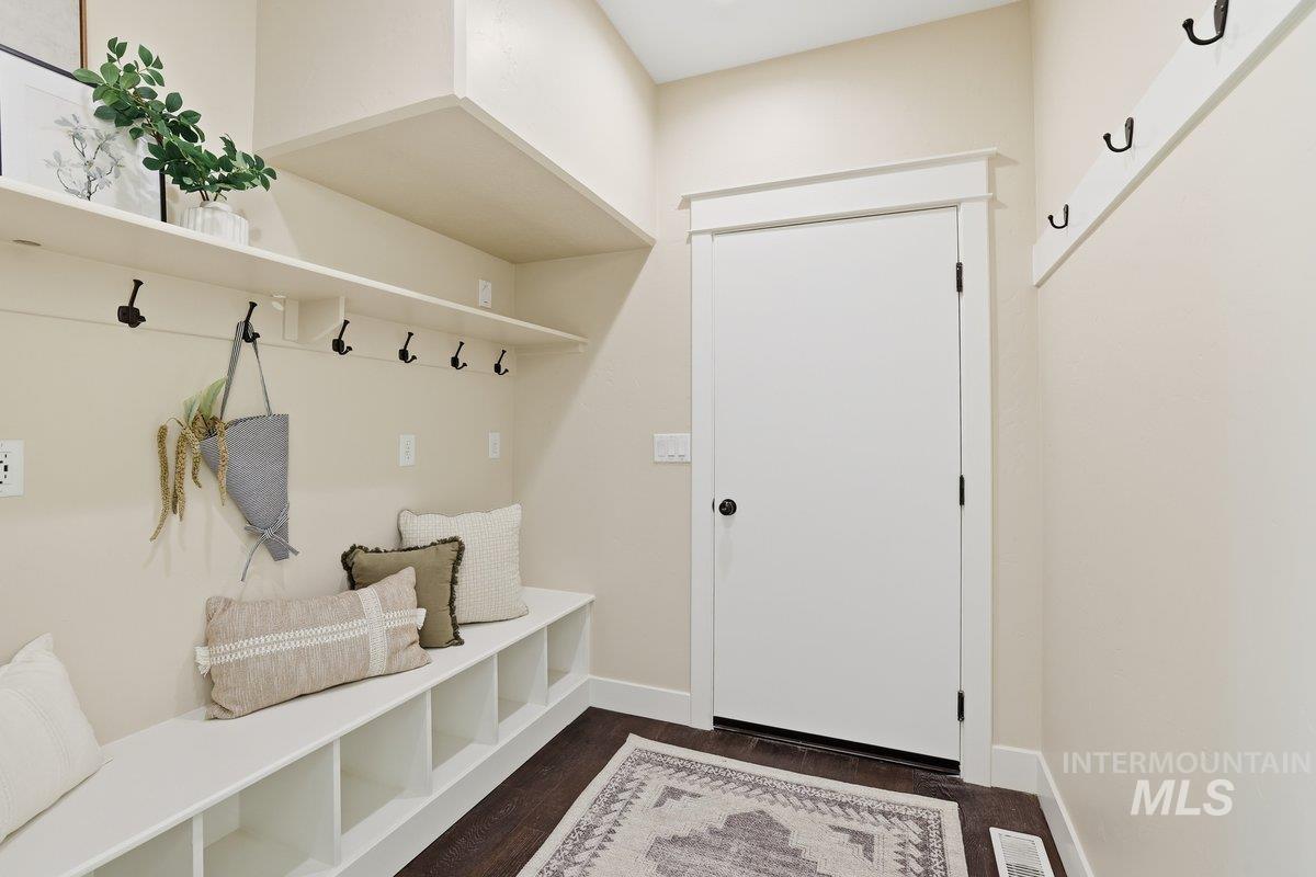 12401 Equestrian Way, Nampa, Idaho 83686, 6 Bedrooms, 4.5 Bathrooms, Residential For Sale, Price $2,399,000,MLS 98967720