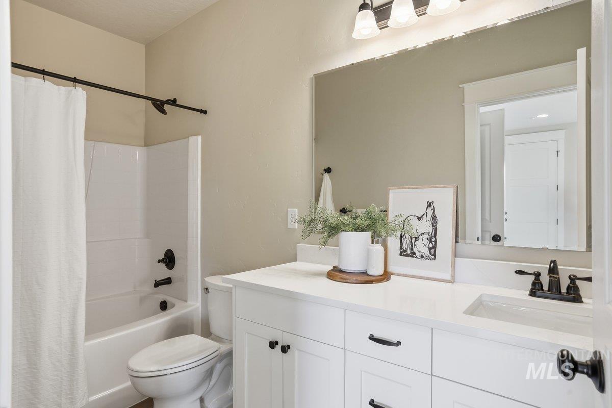 12401 Equestrian Way, Nampa, Idaho 83686, 6 Bedrooms, 4.5 Bathrooms, Residential For Sale, Price $2,399,000,MLS 98967720