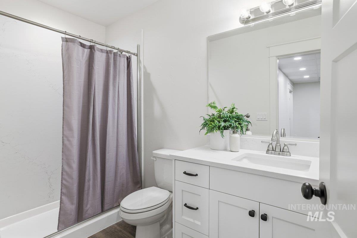 12401 Equestrian Way, Nampa, Idaho 83686, 6 Bedrooms, 4.5 Bathrooms, Residential For Sale, Price $2,399,000,MLS 98967720