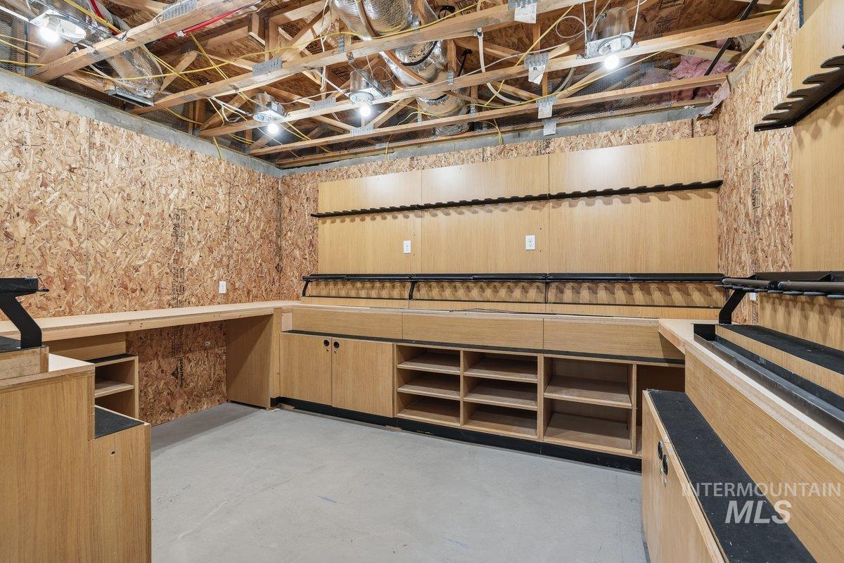 12401 Equestrian Way, Nampa, Idaho 83686, 6 Bedrooms, 4.5 Bathrooms, Residential For Sale, Price $2,399,000,MLS 98967720