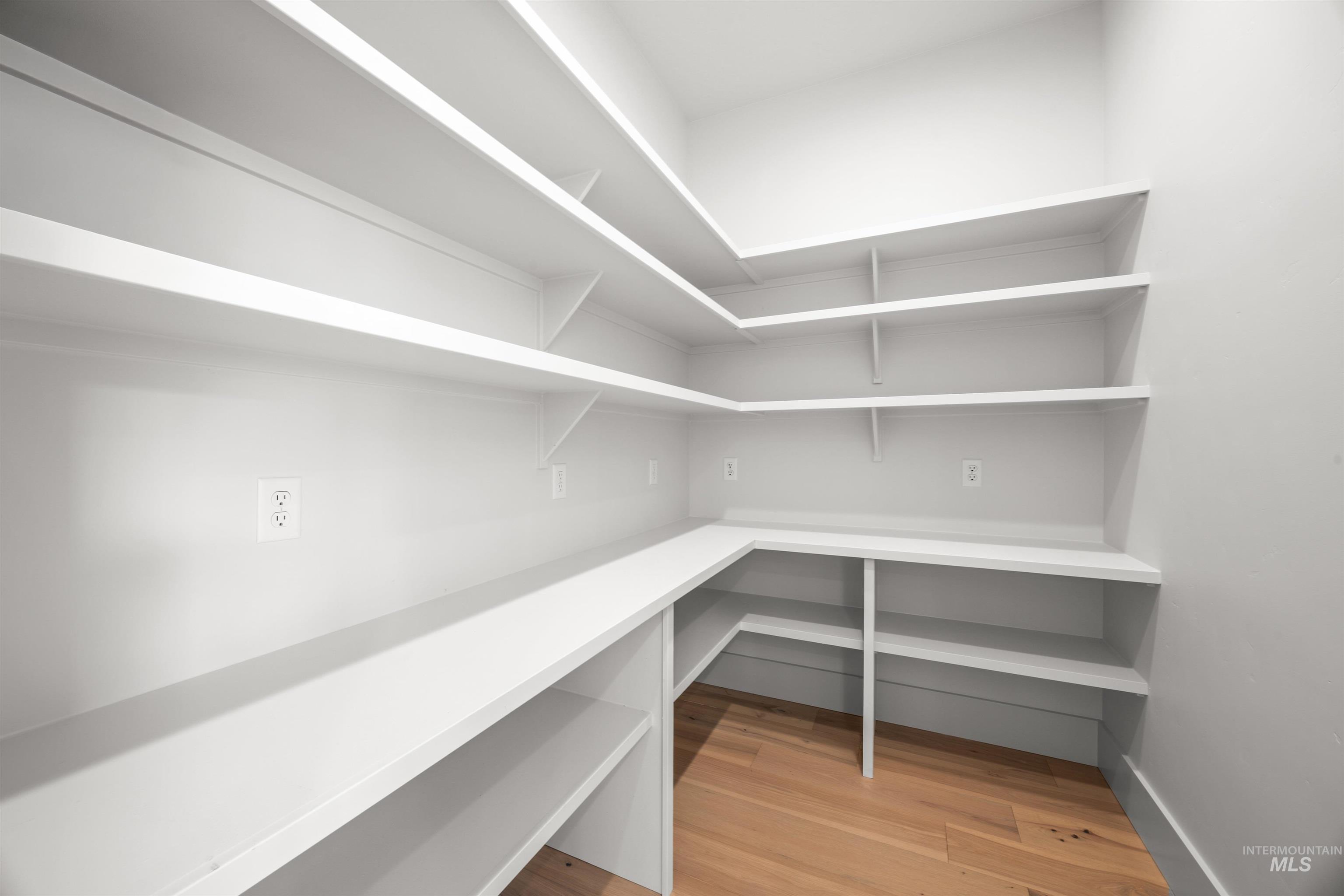 10968 N Elk Ridge Pl, Boise, Idaho 83714-2413, 5 Bedrooms, 4.5 Bathrooms, Residential For Sale, Price $1,699,777,MLS 98967725