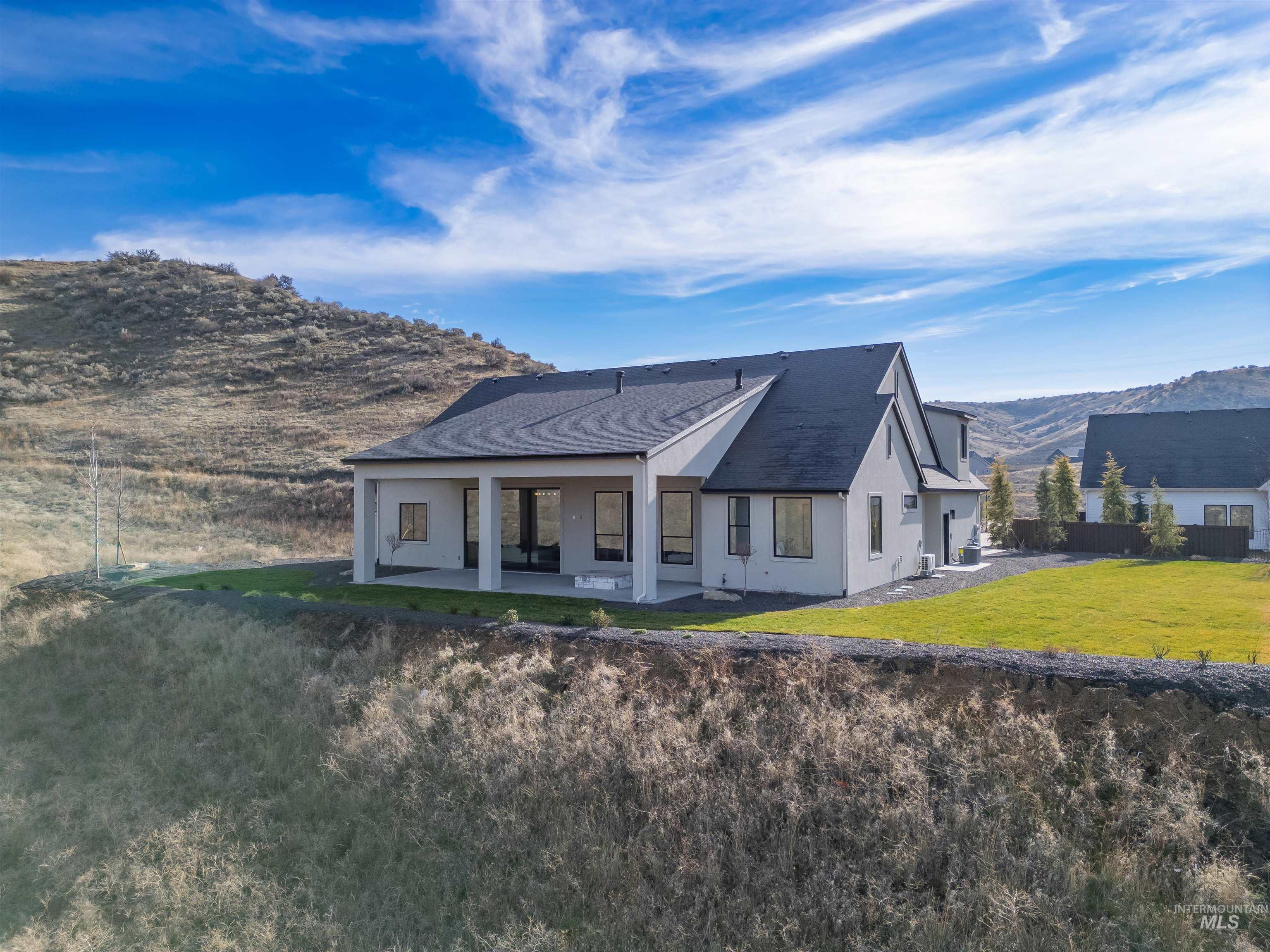 10968 N Elk Ridge Pl, Boise, Idaho 83714-2413, 5 Bedrooms, 4.5 Bathrooms, Residential For Sale, Price $1,699,777,MLS 98967725