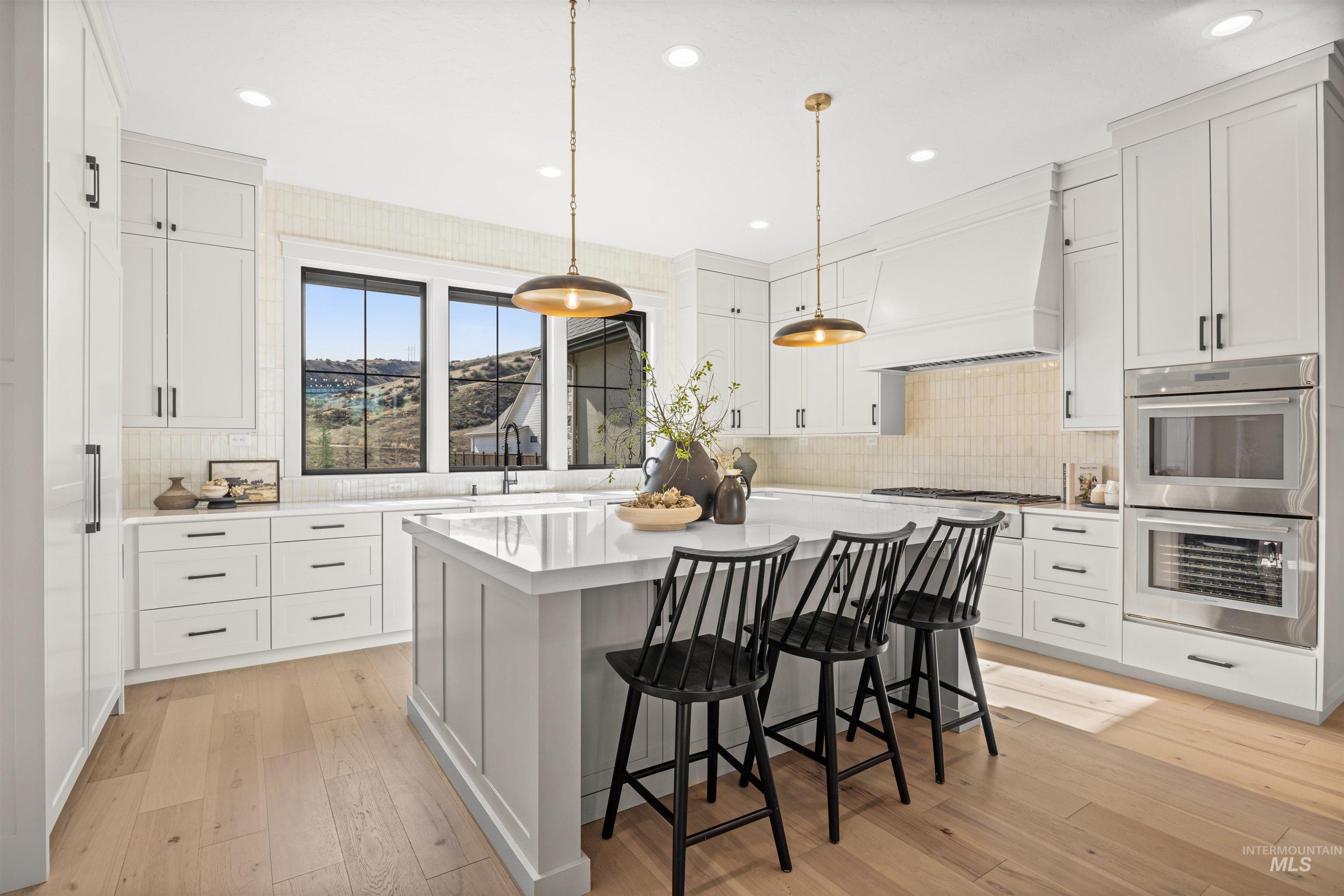 10968 N Elk Ridge Pl, Boise, Idaho 83714-2413, 5 Bedrooms, 4.5 Bathrooms, Residential For Sale, Price $1,699,777,MLS 98967725