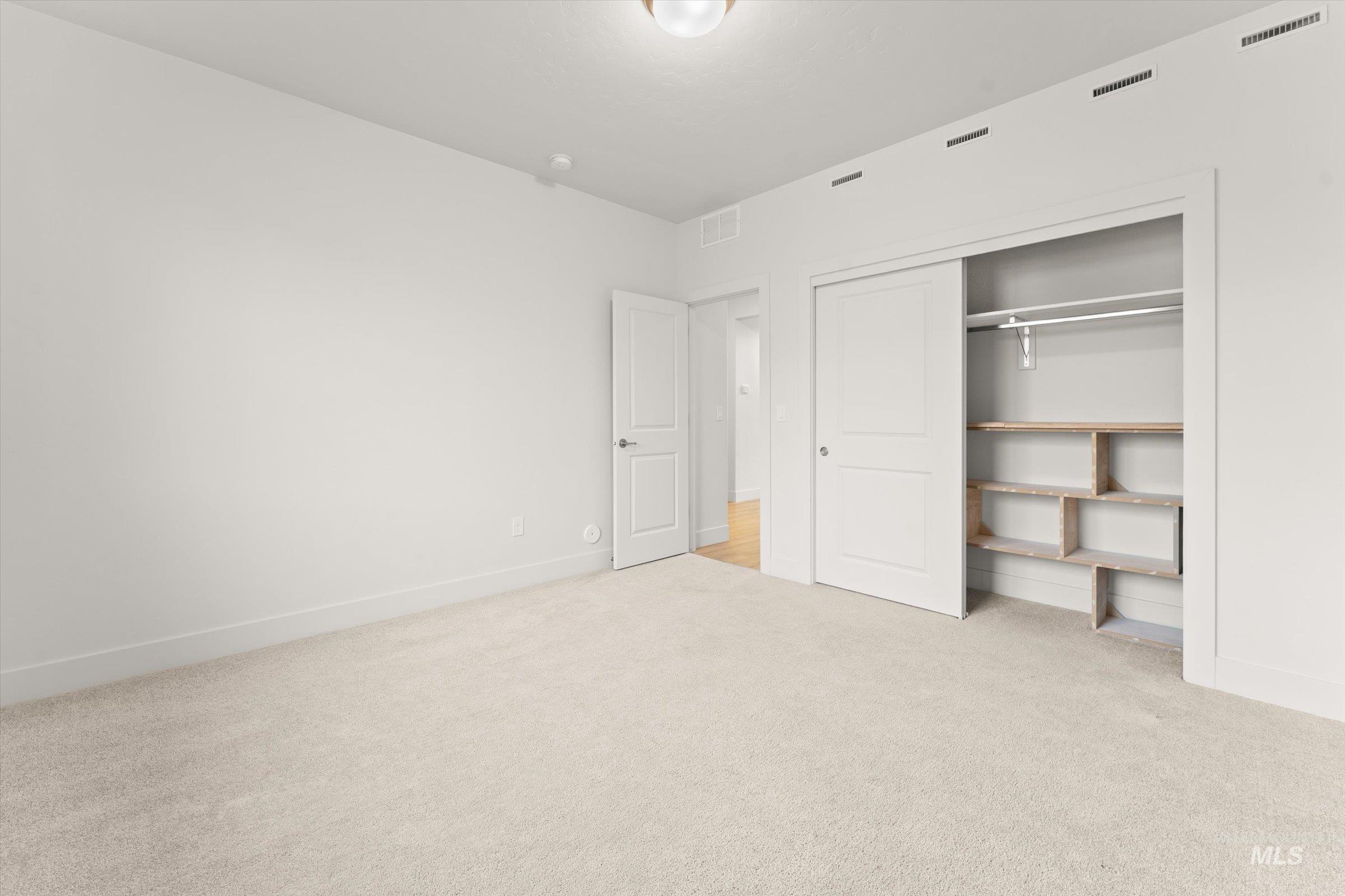 11257 Aspen Hill Dr, Caldwell, Idaho 83605, 5 Bedrooms, 3 Bathrooms, Residential For Sale, Price $565,000,MLS 98967745