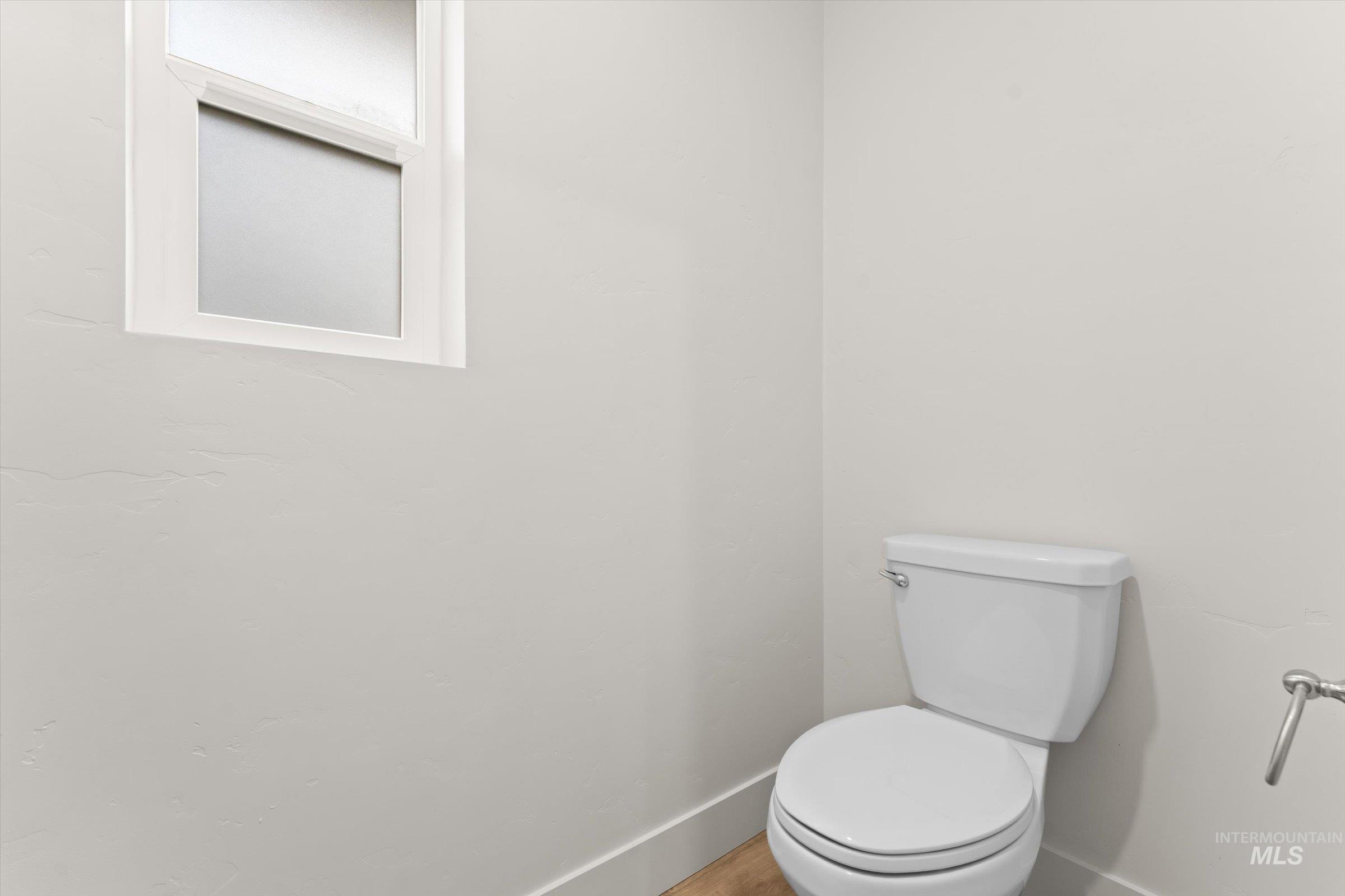 11257 Aspen Hill Dr, Caldwell, Idaho 83605, 5 Bedrooms, 3 Bathrooms, Residential For Sale, Price $565,000,MLS 98967745