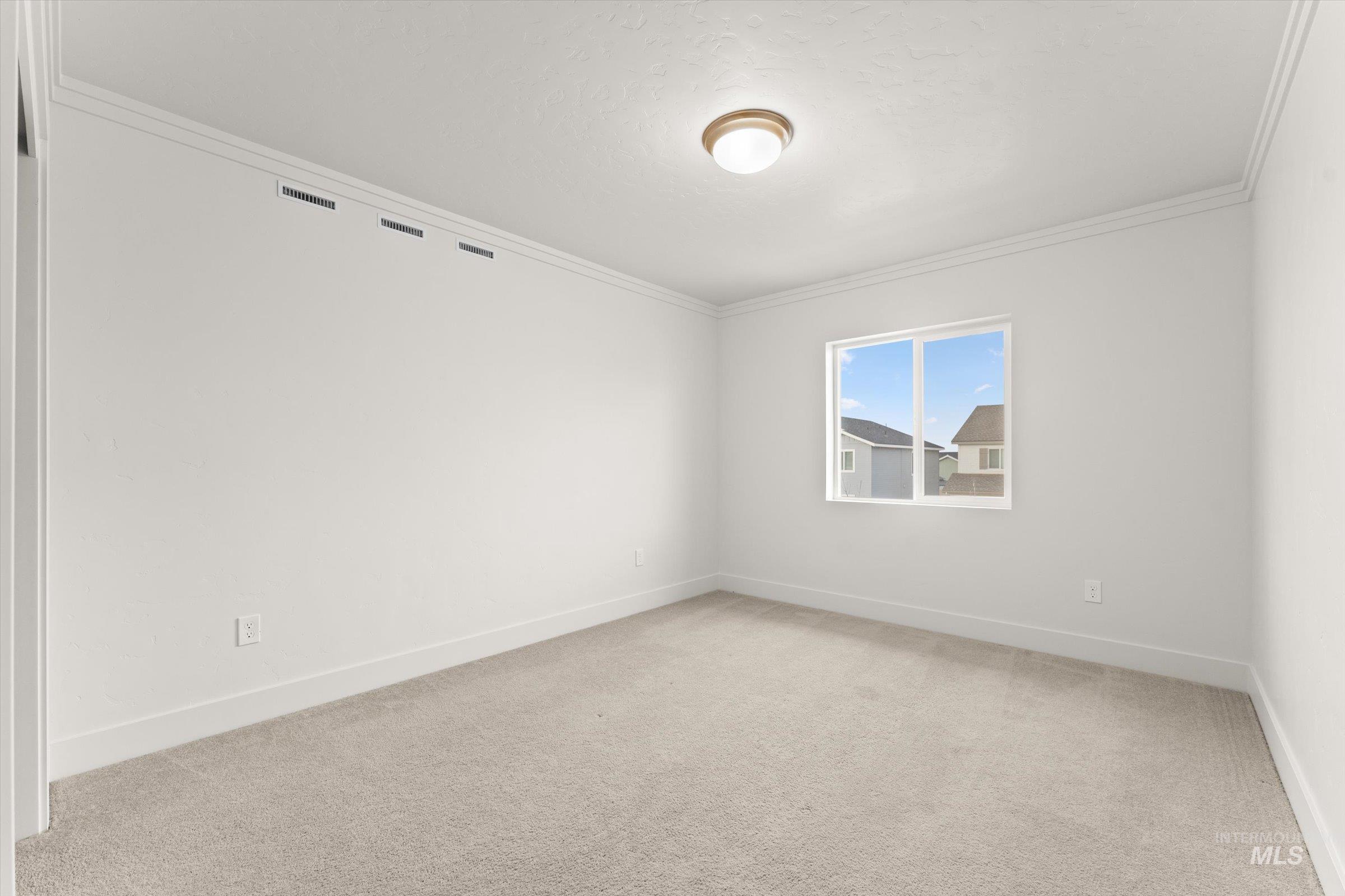 11257 Aspen Hill Dr, Caldwell, Idaho 83605, 5 Bedrooms, 3 Bathrooms, Residential For Sale, Price $565,000,MLS 98967745