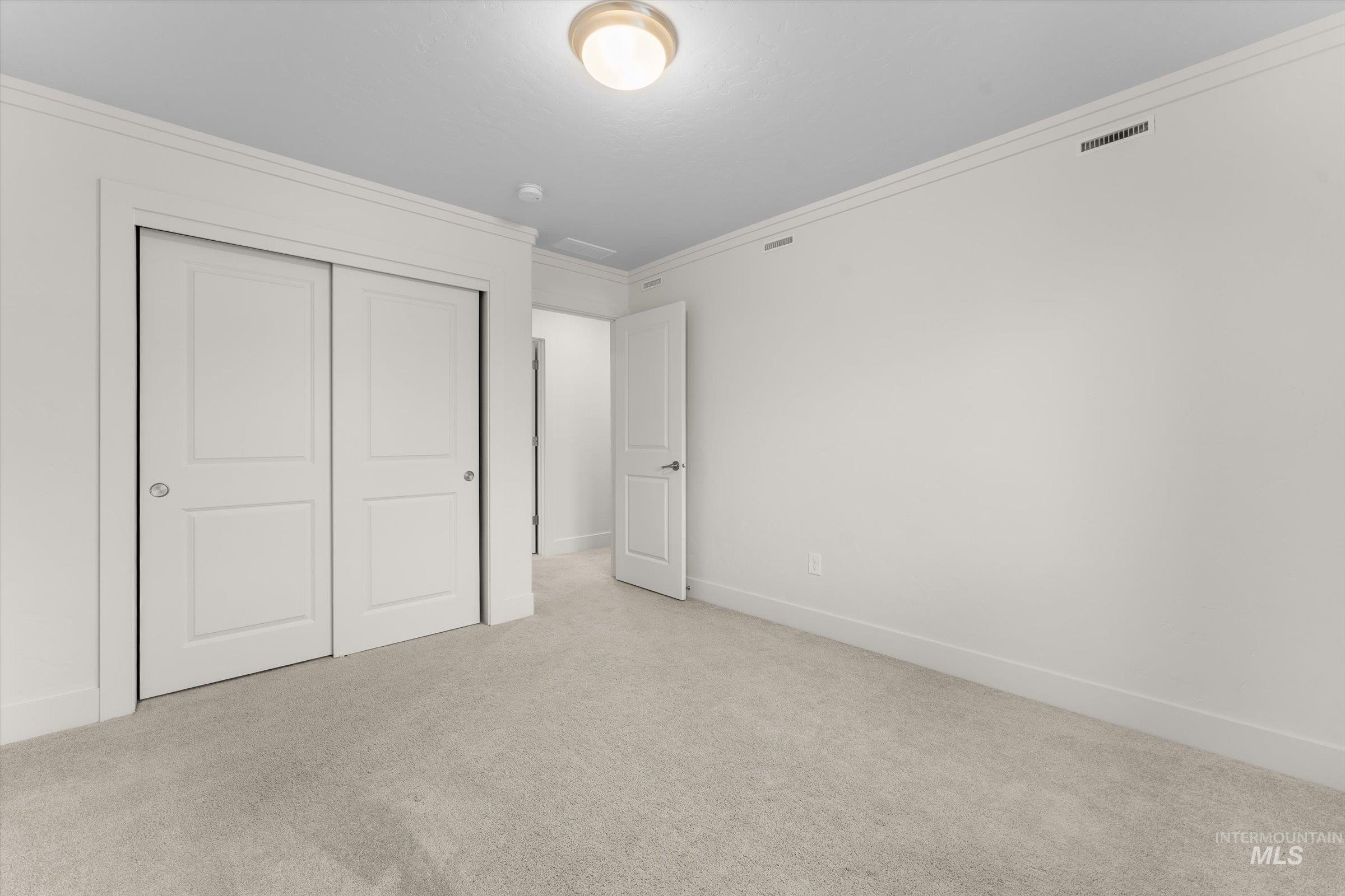 11257 Aspen Hill Dr, Caldwell, Idaho 83605, 5 Bedrooms, 3 Bathrooms, Residential For Sale, Price $565,000,MLS 98967745