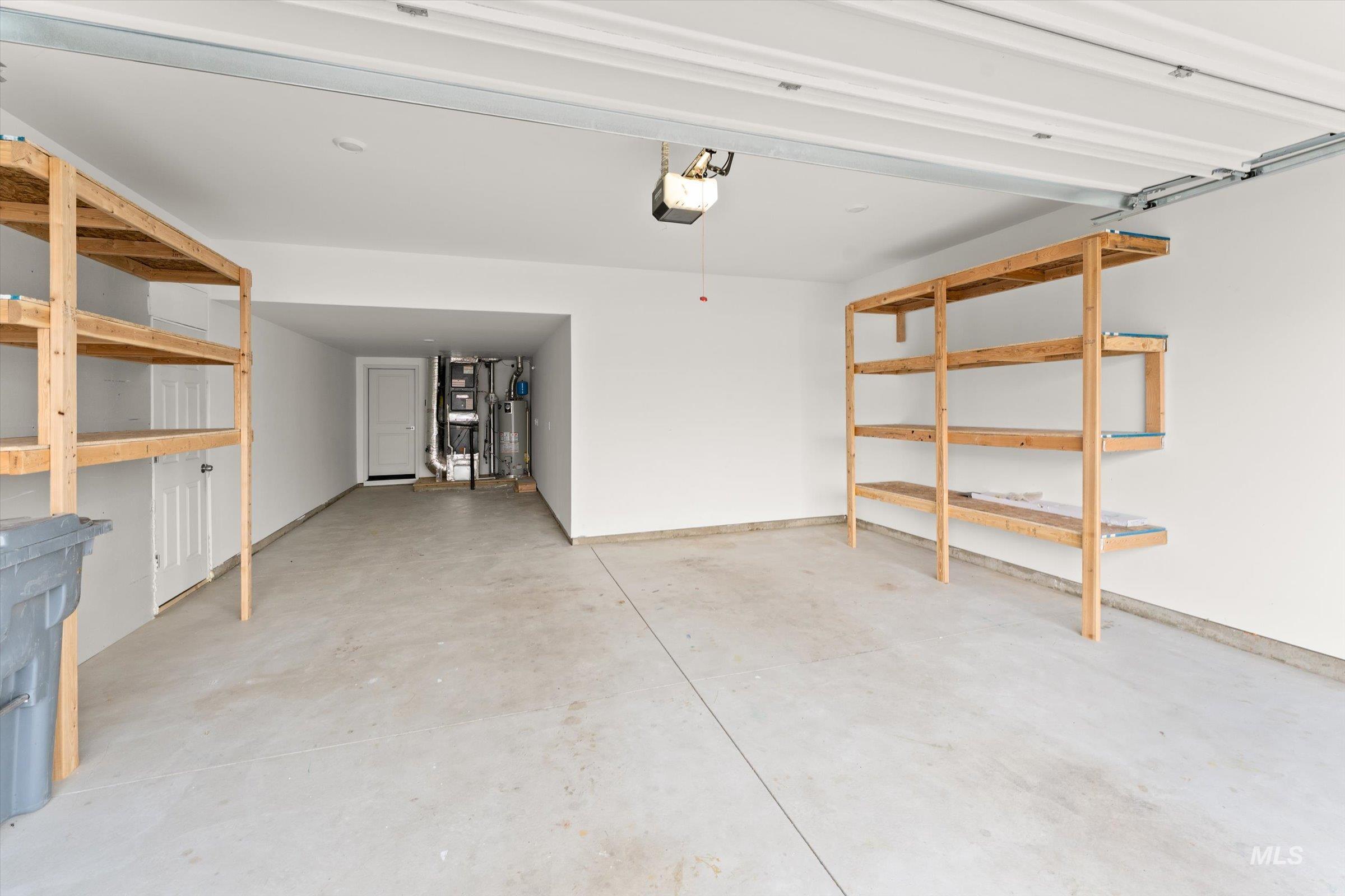 11257 Aspen Hill Dr, Caldwell, Idaho 83605, 5 Bedrooms, 3 Bathrooms, Residential For Sale, Price $565,000,MLS 98967745