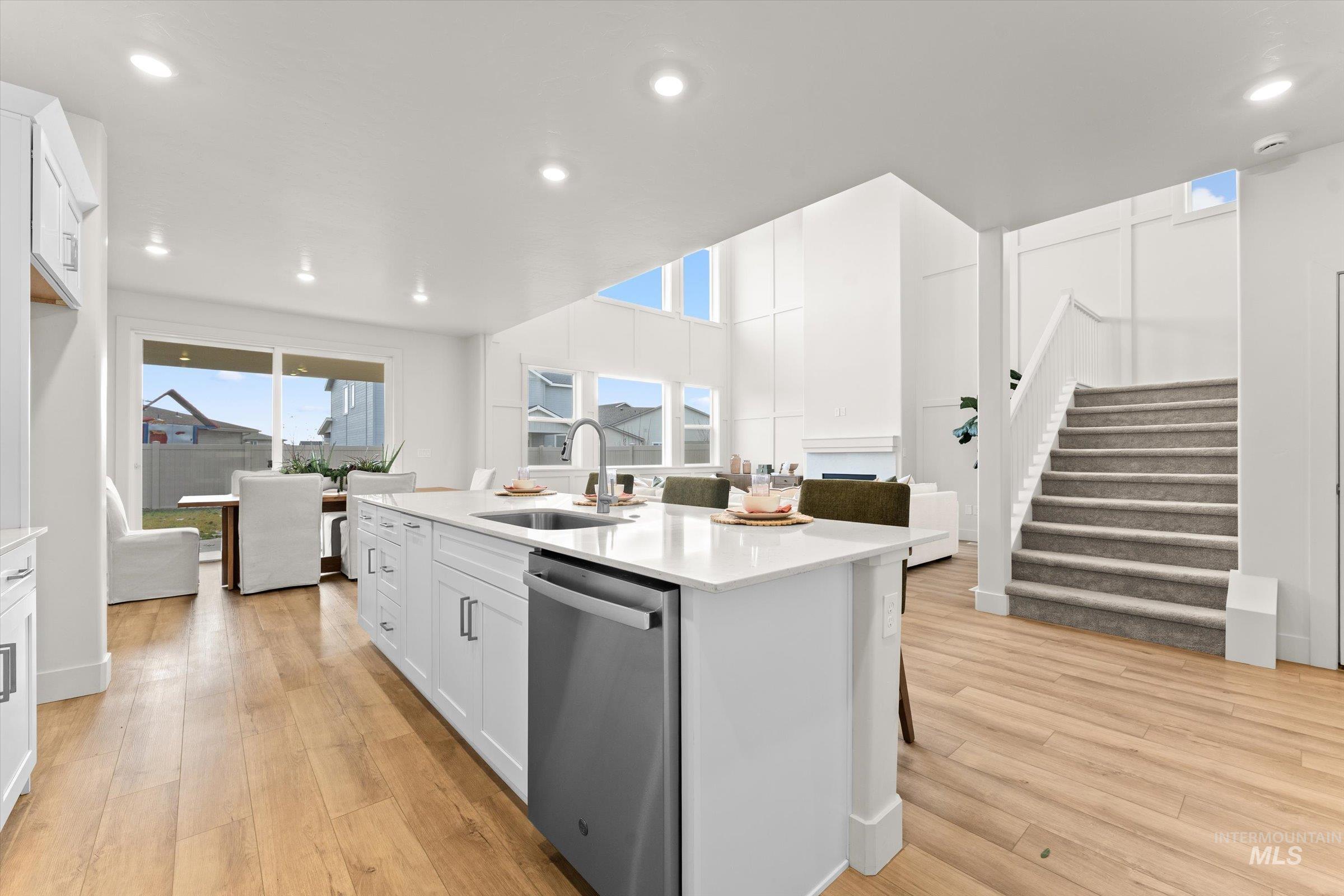 11257 Aspen Hill Dr, Caldwell, Idaho 83605, 5 Bedrooms, 3 Bathrooms, Residential For Sale, Price $565,000,MLS 98967745