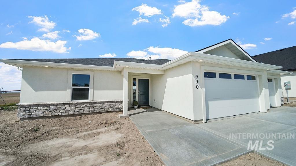 930 23rd Ave E, Jerome, Idaho 83338, 3 Bedrooms, 2 Bathrooms, Residential For Sale, Price $424,219, 98967758