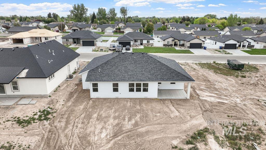 930 23rd Ave E, Jerome, Idaho 83338, 3 Bedrooms, 2 Bathrooms, Residential For Sale, Price $424,219, 98967758