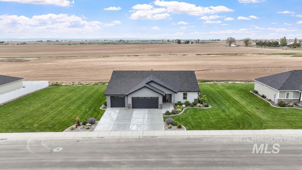 922 23rd Ave E, Jerome, Idaho 83338, 3 Bedrooms, 2 Bathrooms, Residential For Sale, Price $424,219, 98967763