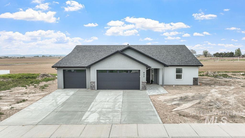 922 23rd Ave E, Jerome, Idaho 83338, 3 Bedrooms, 2 Bathrooms, Residential For Sale, Price $424,219, 98967763