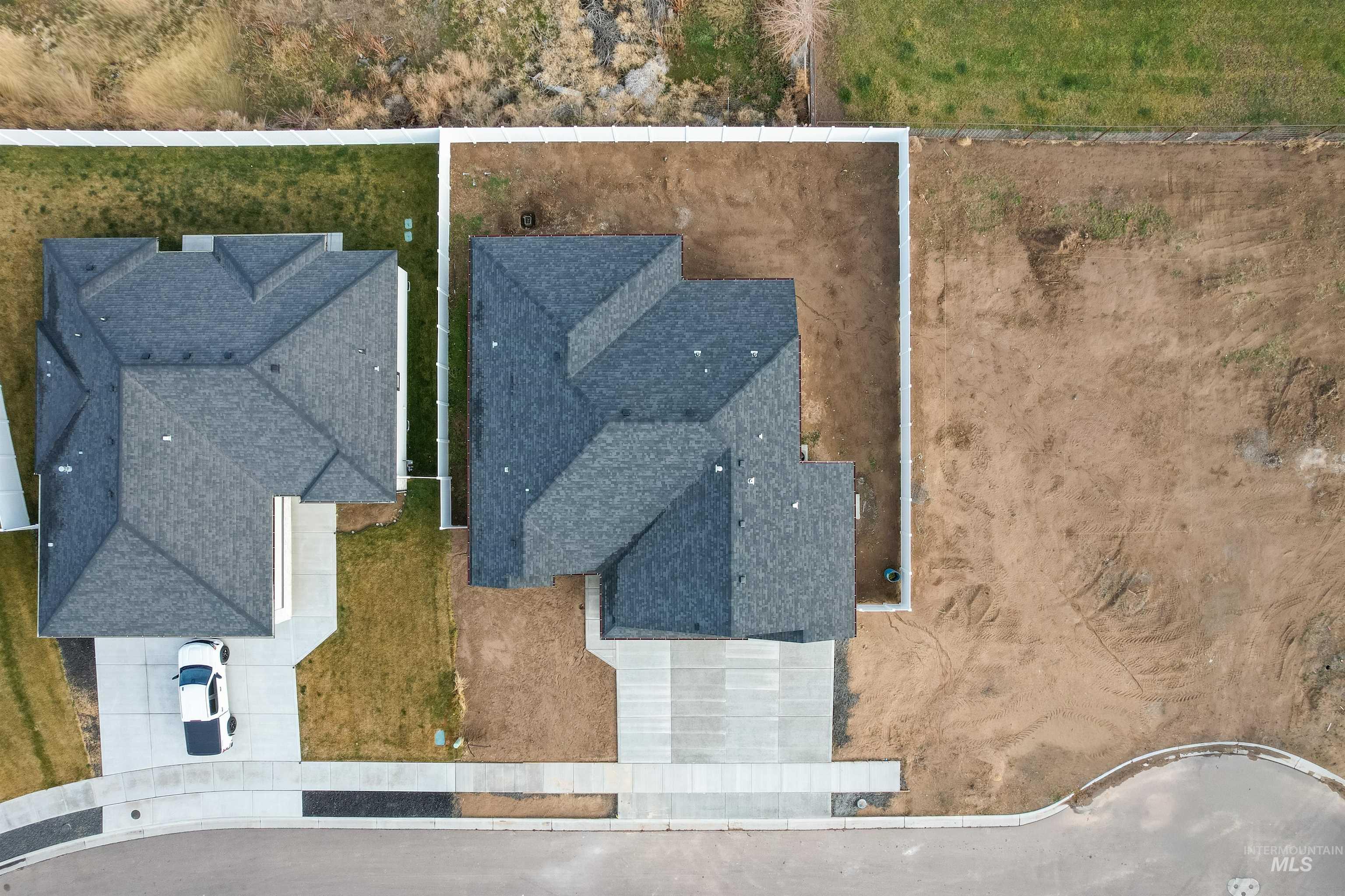 1516 Bird Farm Dr, Jerome, Idaho 83301, 3 Bedrooms, 2 Bathrooms, Residential For Sale, Price $439,900,MLS 98967767