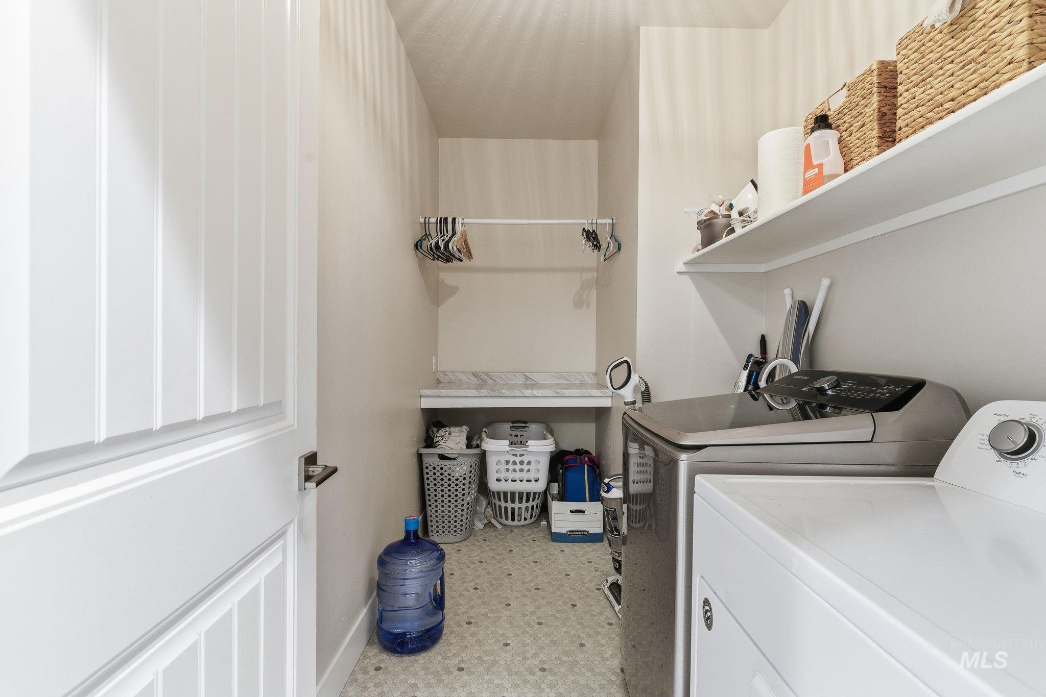 12602 S Teano Ave., Nampa, Idaho 83686, 3 Bedrooms, 2 Bathrooms, Residential For Sale, Price $545,000,MLS 98967772