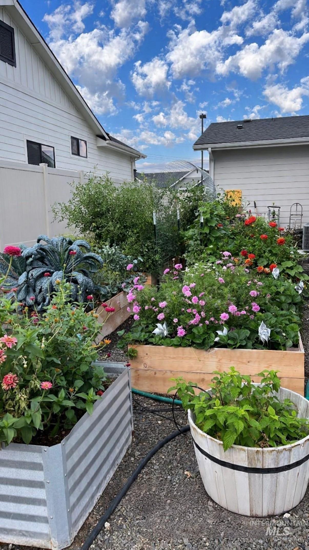 12602 S Teano Ave., Nampa, Idaho 83686, 3 Bedrooms, 2 Bathrooms, Residential For Sale, Price $545,000,MLS 98967772