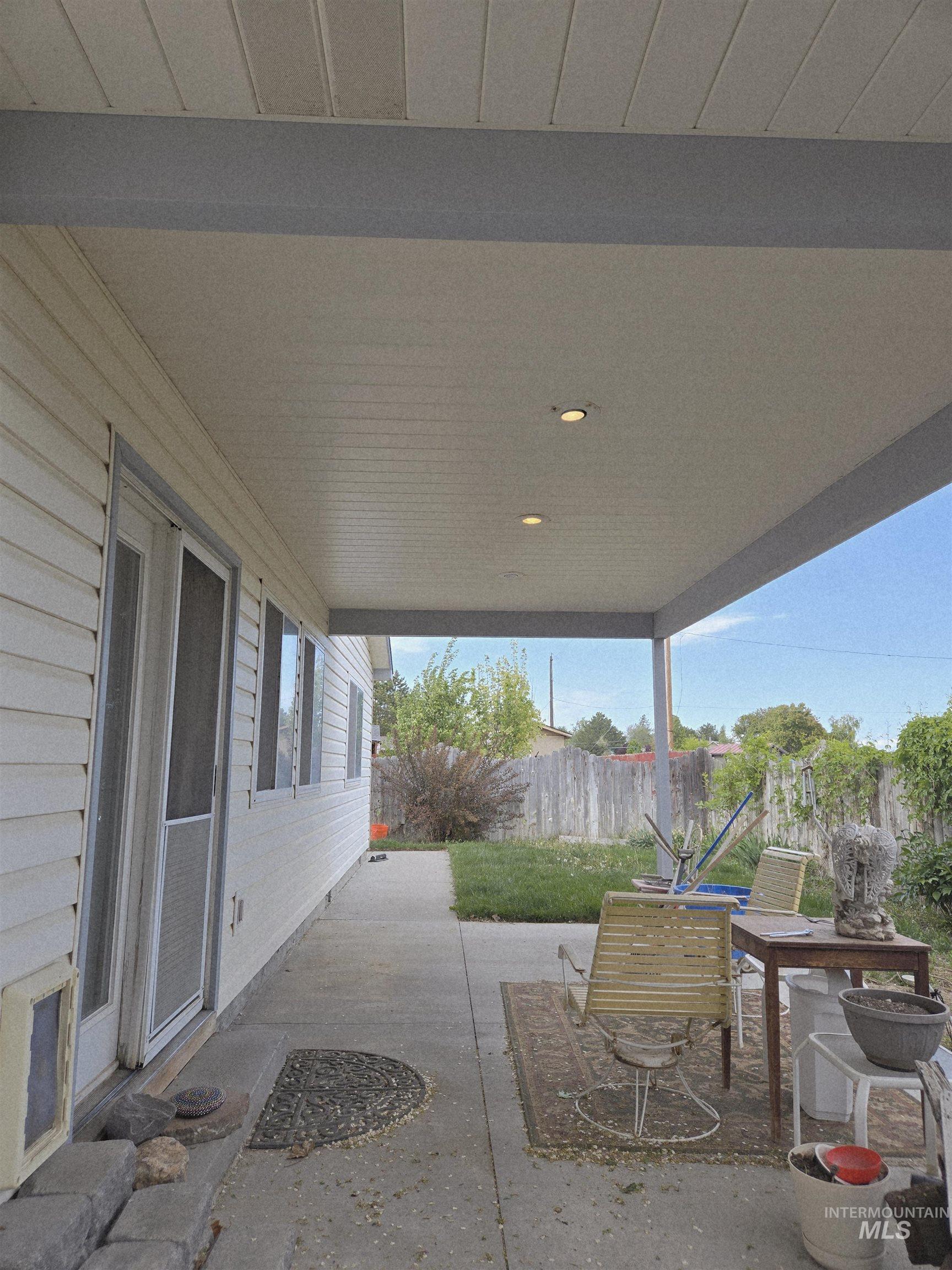 1680 Pennington Dr., Ontario, Oregon 97914, 4 Bedrooms, 2 Bathrooms, Residential For Sale, Price $349,000,MLS 98967775