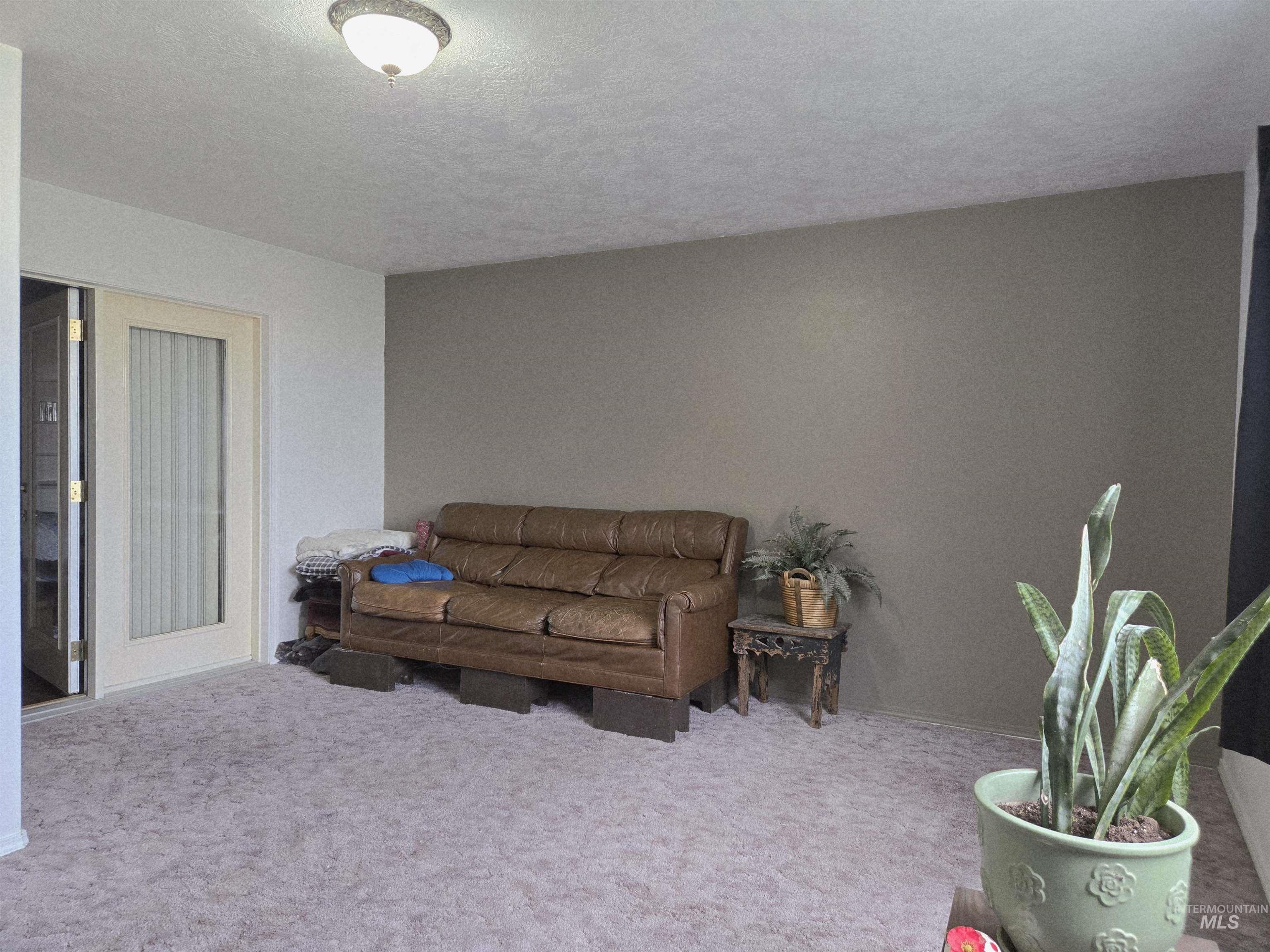 1680 Pennington Dr., Ontario, Oregon 97914, 4 Bedrooms, 2 Bathrooms, Residential For Sale, Price $349,000,MLS 98967775