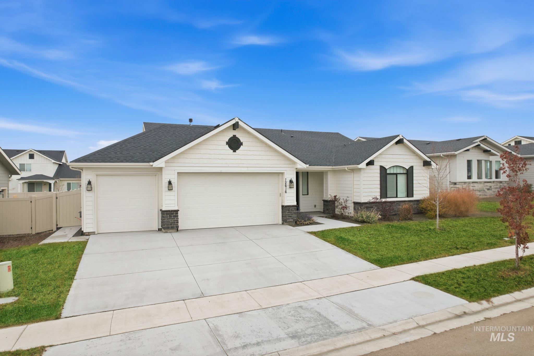 12616 S Teano Ave, Nampa, Idaho 83686, 3 Bedrooms, 2.5 Bathrooms, Residential For Sale, Price $550,000,MLS 98967776