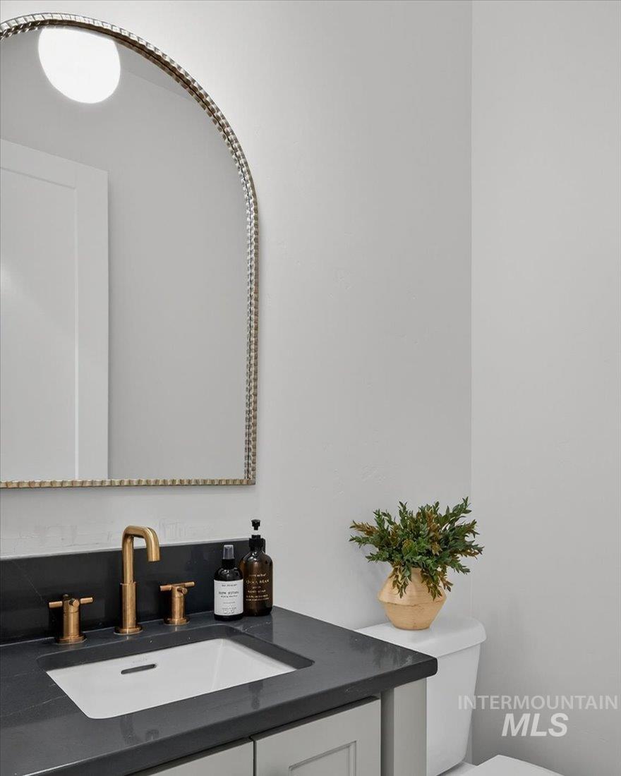 6260 W Evita St, Eagle, Idaho 83616, 4 Bedrooms, 3.5 Bathrooms, Residential For Sale, Price $1,350,000,MLS 98967777