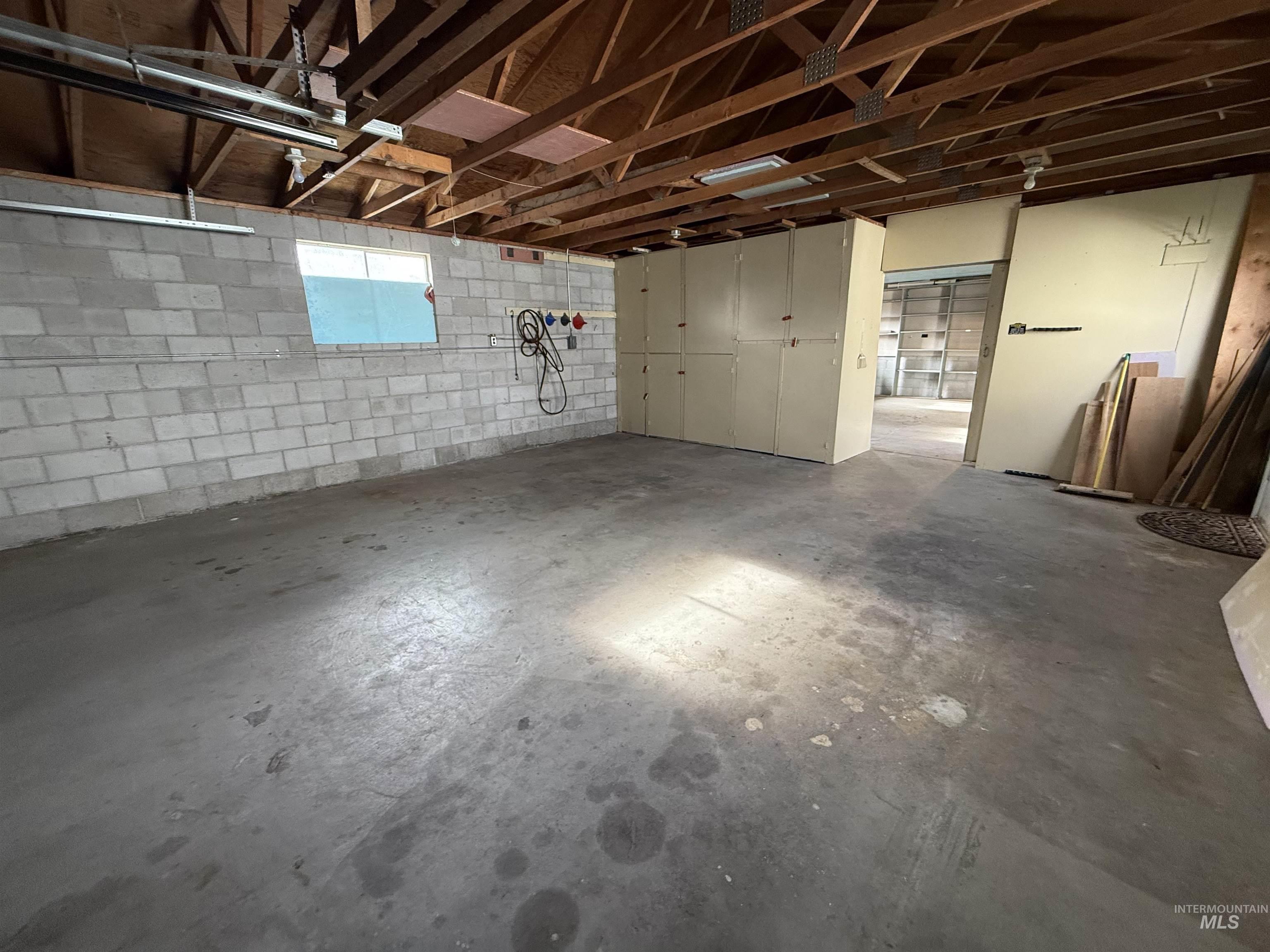 65 E Arthur, Glenns Ferry, Idaho 83623, 4 Bedrooms, 2 Bathrooms, Residential For Sale, Price $295,900,MLS 98967782