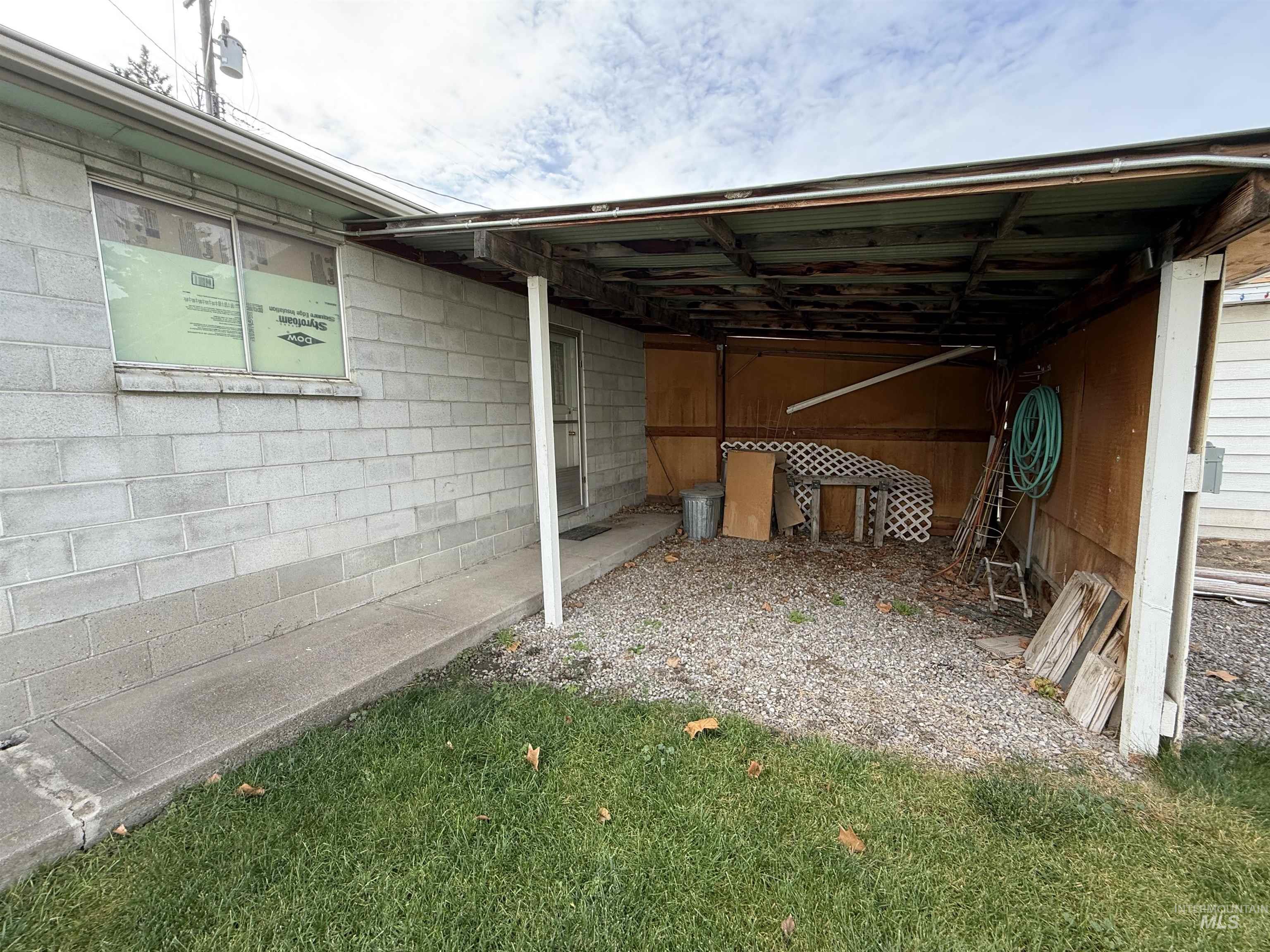 65 E Arthur, Glenns Ferry, Idaho 83623, 4 Bedrooms, 2 Bathrooms, Residential For Sale, Price $295,900,MLS 98967782