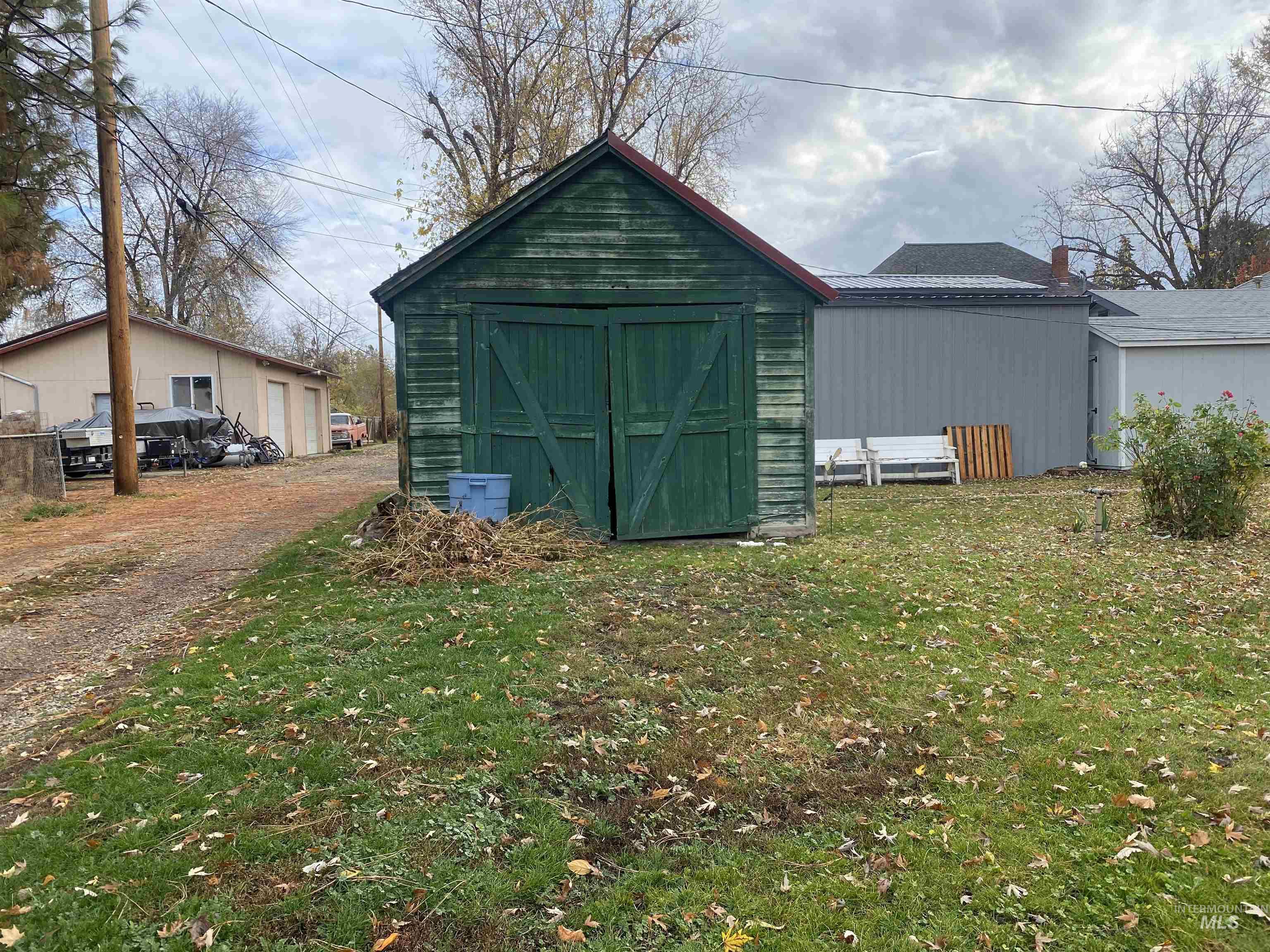 502 E Court, Weiser, Idaho 83672, 2 Bedrooms, 1 Bathroom, Residential For Sale, Price $180,000,MLS 98967785