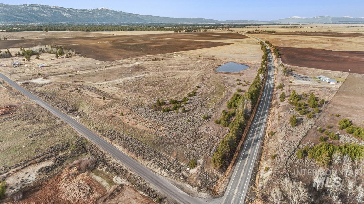 16 & 18 Loomis Lane, Donnelly, Idaho 83615, Land For Sale, Price $868,000,MLS 98967786