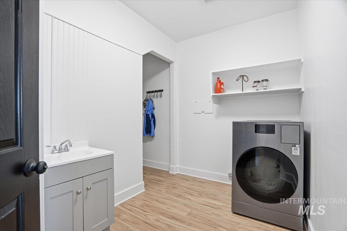 292 Harris View Way, Melba, Idaho 83641, 4 Bedrooms, 2 Bathrooms, Residential For Sale, Price $869,900,MLS 98967794