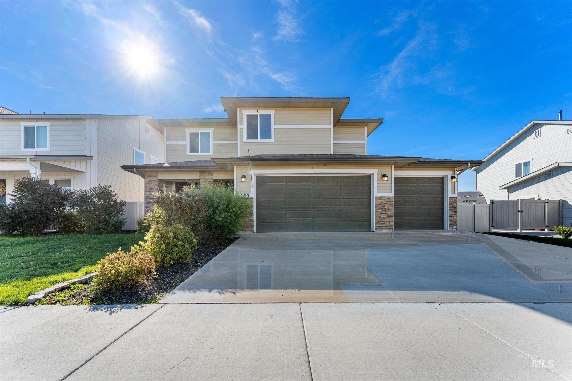 11259 Sopris Loop, Caldwell, Idaho 83605, 4 Bedrooms, 2.5 Bathrooms, Residential For Sale, Price $455,000,MLS 98967795