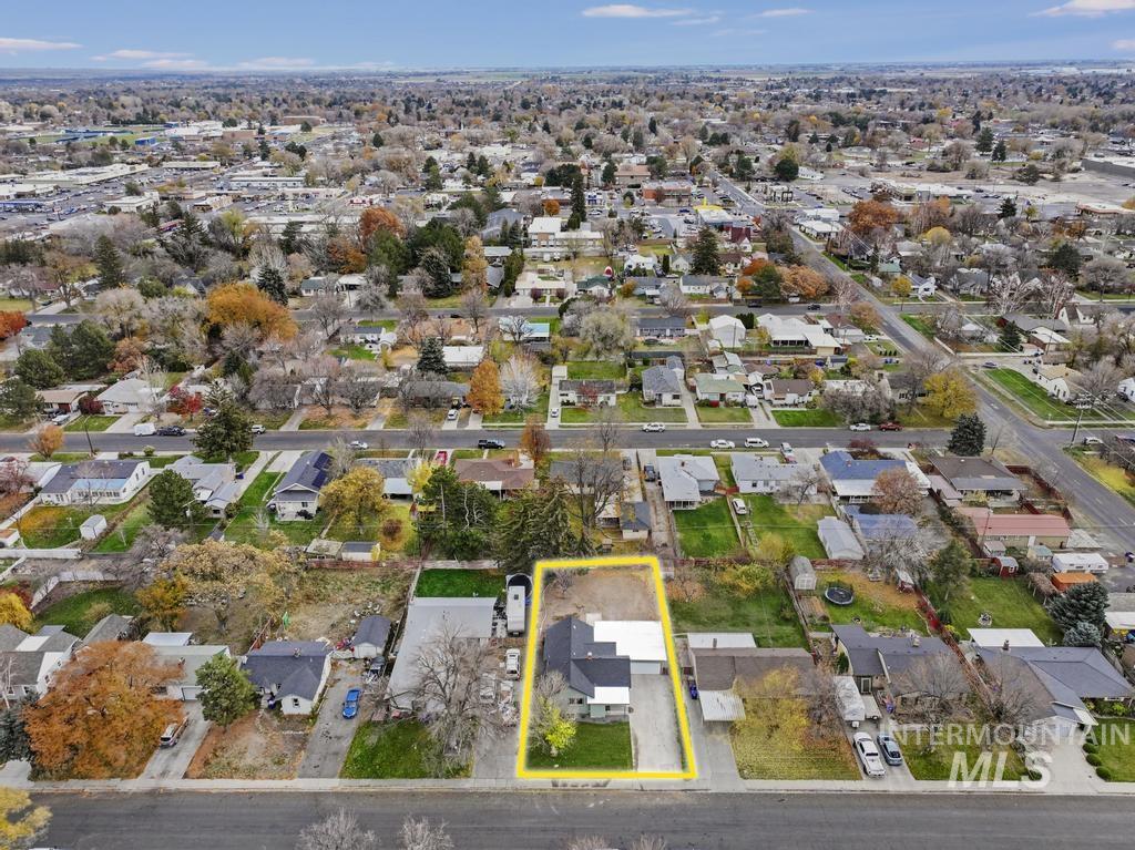 344 Fillmore St, Twin Falls, Idaho 83301, 4 Bedrooms, 2 Bathrooms, Residential For Sale, Price $400,000,MLS 98967798