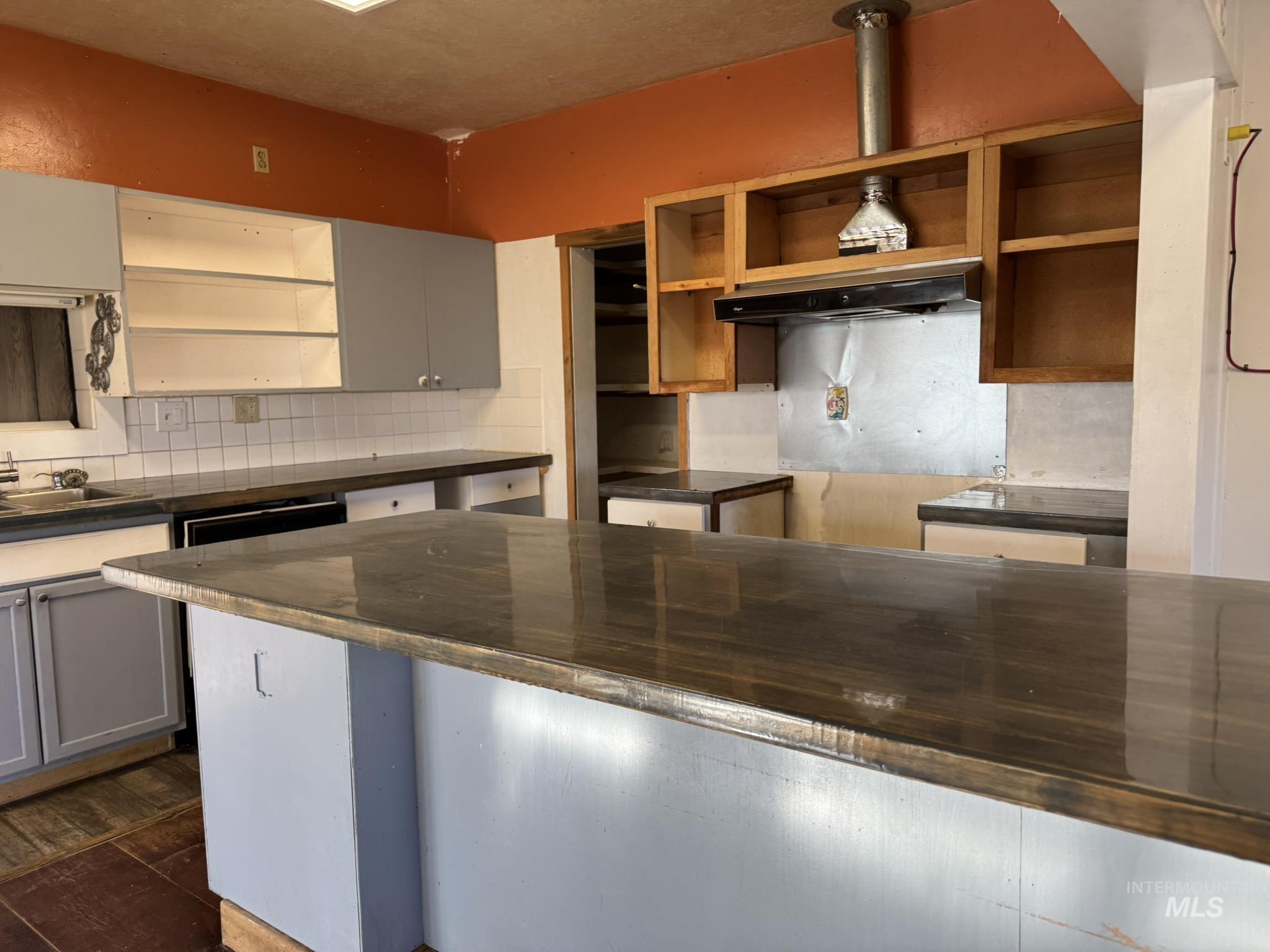 1347 N 1250 E, Richfield, Idaho 83349, 3 Bedrooms, 2 Bathrooms, Residential For Sale, Price $310,000,MLS 98967800