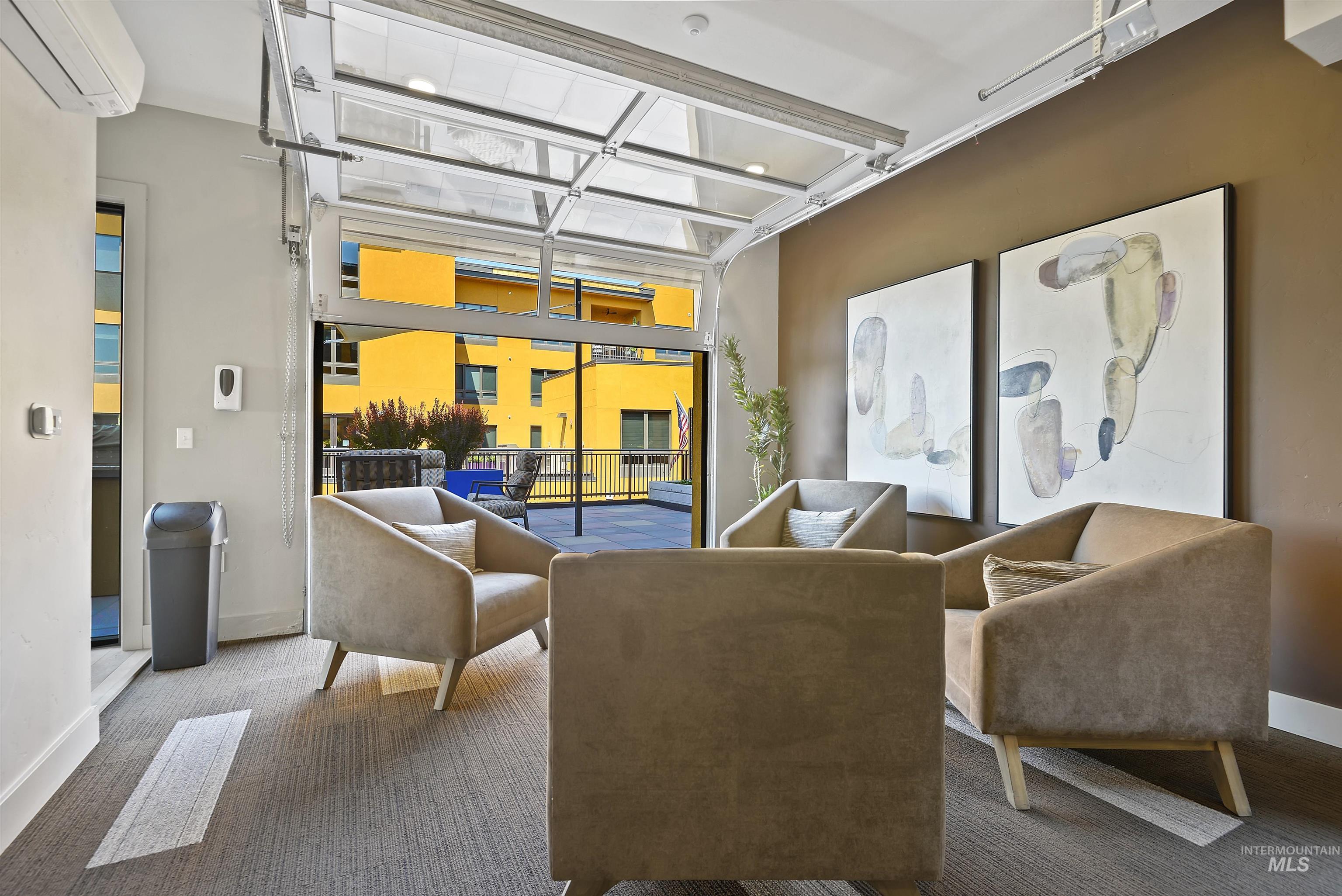 611 S 8th Street, Boise, Idaho 83702, 2 Bedrooms, 2 Bathrooms, Residential For Sale, Price $699,500,MLS 98967808