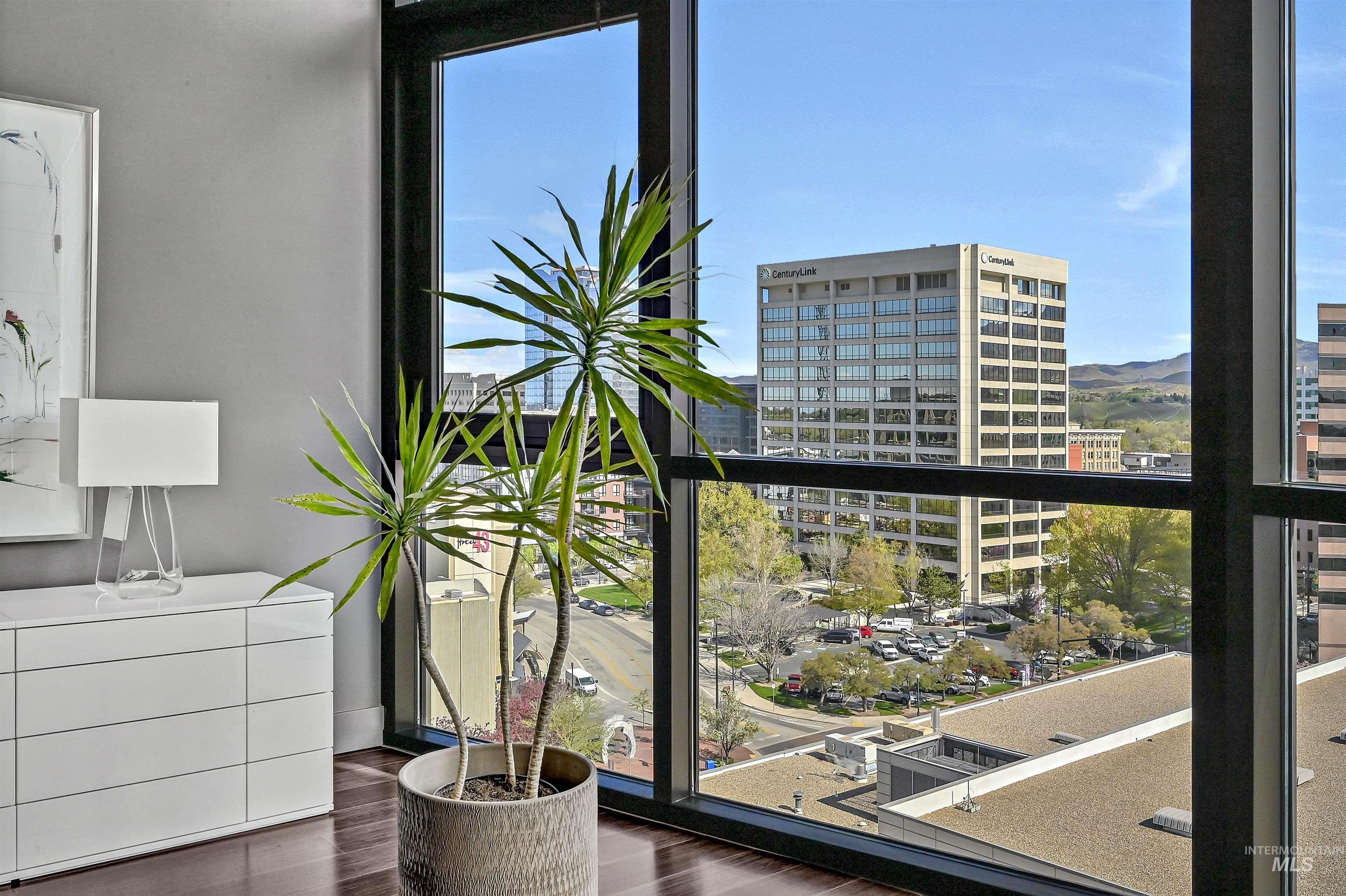 851 W Front Street, Boise, Idaho 83702-5856, 2 Bedrooms, 2 Bathrooms, Residential For Sale, Price $1,085,000,MLS 98967809