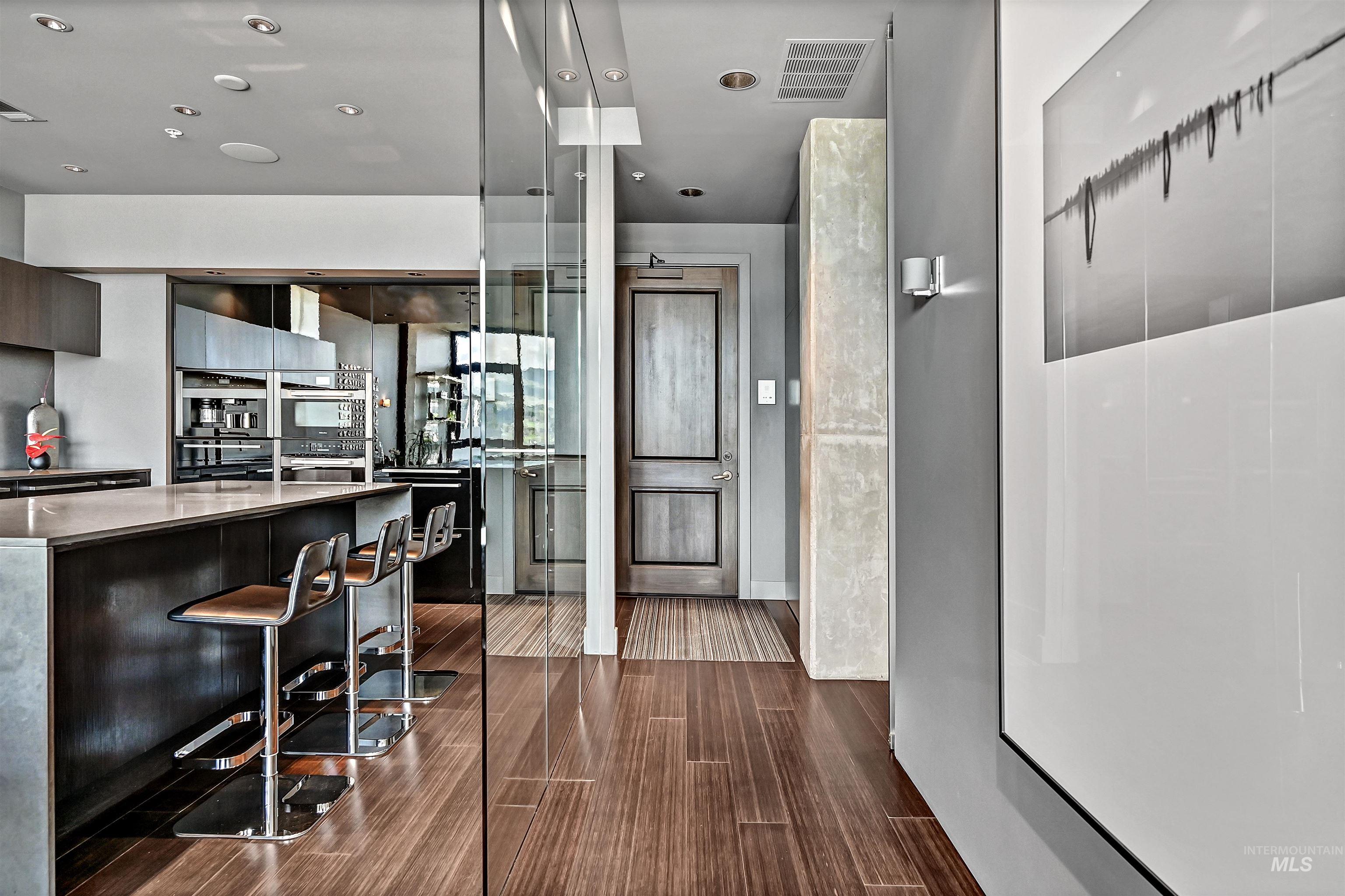 851 W Front Street, Boise, Idaho 83702-5856, 2 Bedrooms, 2 Bathrooms, Residential For Sale, Price $1,085,000,MLS 98967809