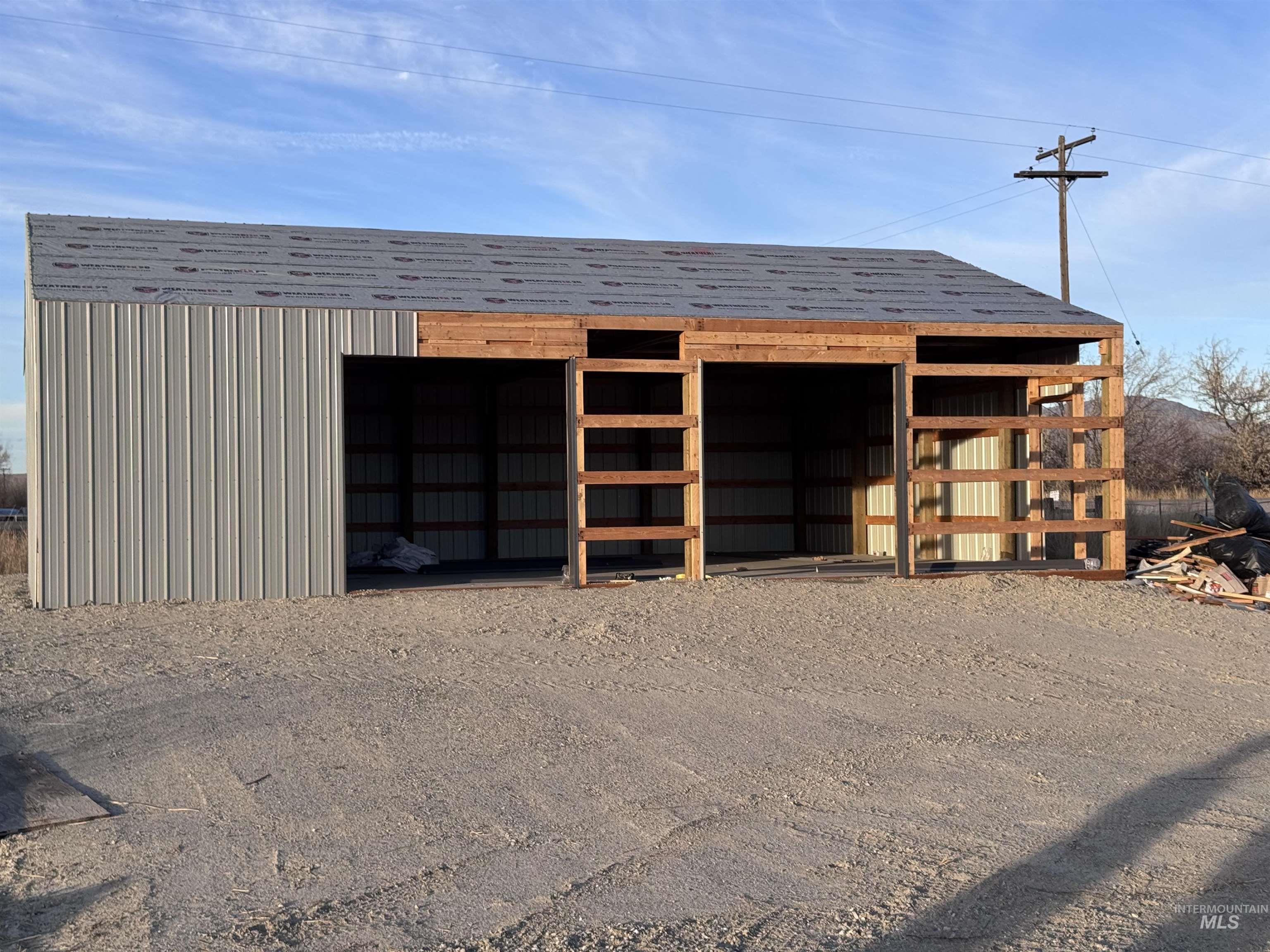 2803 W HWY 52, Emmett, Idaho 83617-0000, 3 Bedrooms, 2 Bathrooms, Residential For Sale, Price $675,000,MLS 98967811