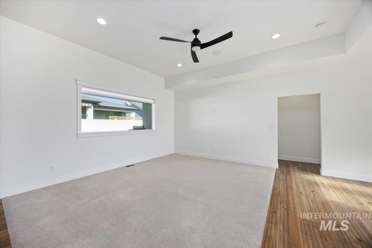 924 Trapper Peak Rd, Kimberly, Idaho 83341, 3 Bedrooms, 2 Bathrooms, Residential For Sale, Price $474,900,MLS 98967834