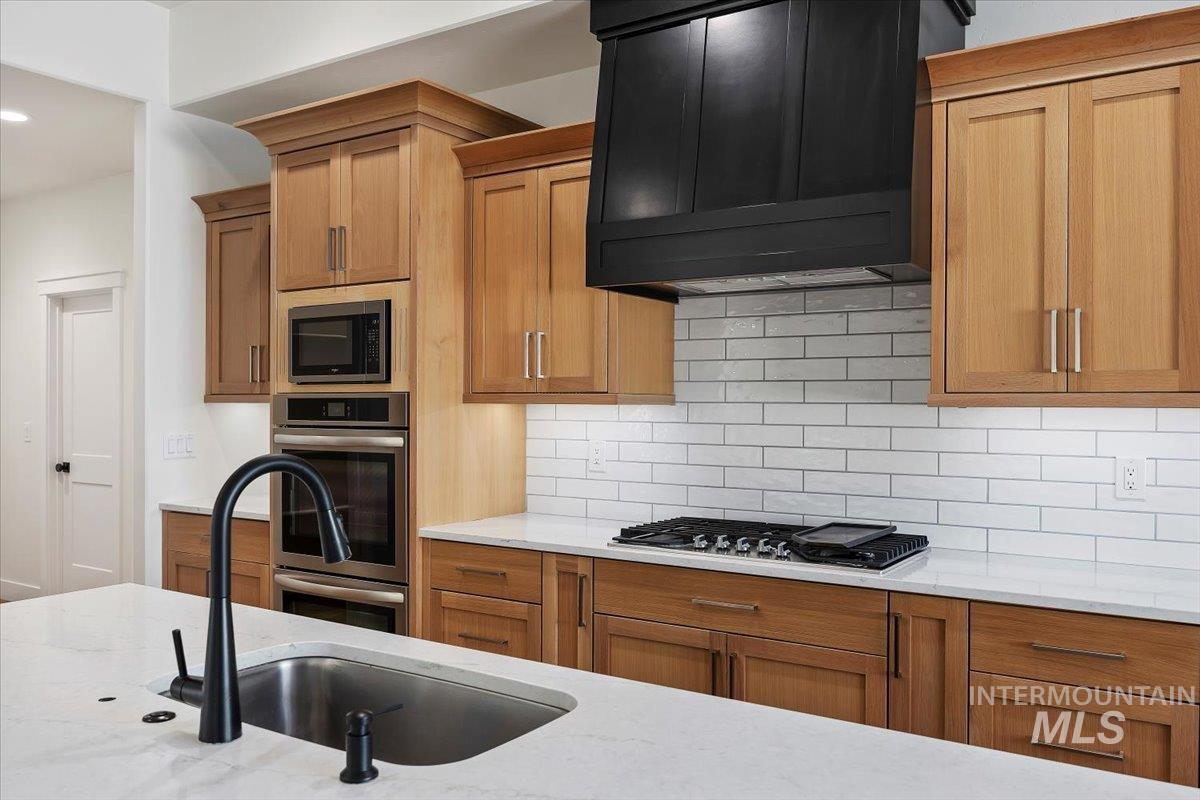 924 Trapper Peak Rd, Kimberly, Idaho 83341, 3 Bedrooms, 2 Bathrooms, Residential For Sale, Price $474,900,MLS 98967834