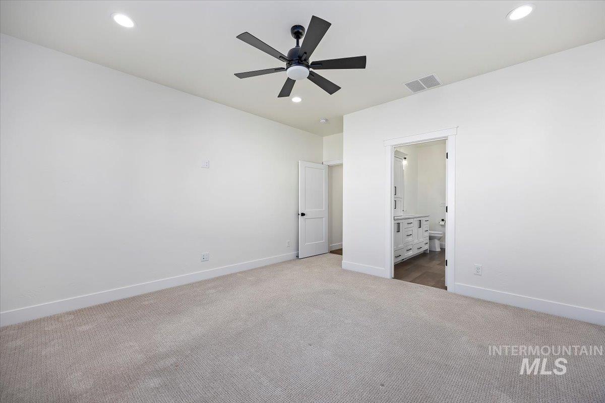 924 Trapper Peak Rd, Kimberly, Idaho 83341, 3 Bedrooms, 2 Bathrooms, Residential For Sale, Price $474,900,MLS 98967834