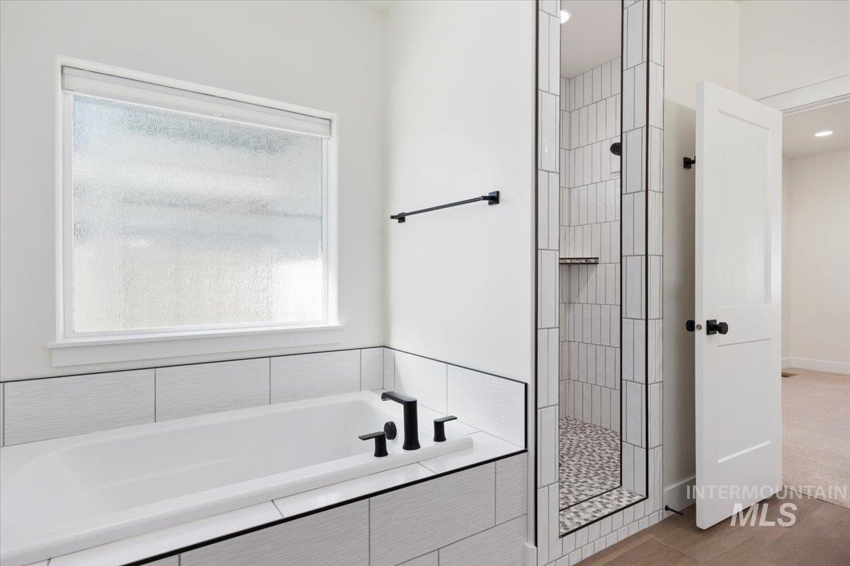 924 Trapper Peak Rd, Kimberly, Idaho 83341, 3 Bedrooms, 2 Bathrooms, Residential For Sale, Price $474,900,MLS 98967834