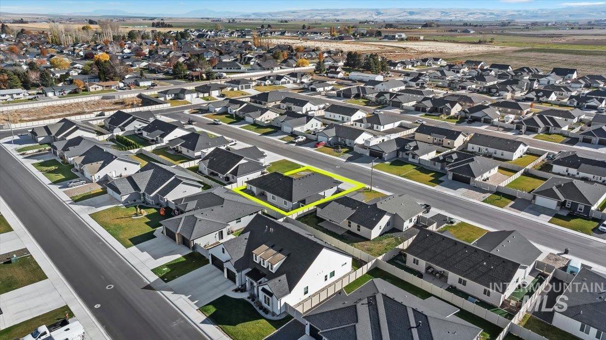 924 Trapper Peak Rd, Kimberly, Idaho 83341, 3 Bedrooms, 2 Bathrooms, Residential For Sale, Price $474,900,MLS 98967834