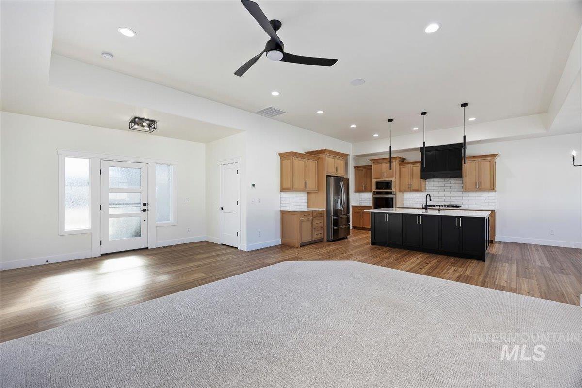 924 Trapper Peak Rd, Kimberly, Idaho 83341, 3 Bedrooms, 2 Bathrooms, Residential For Sale, Price $474,900,MLS 98967834