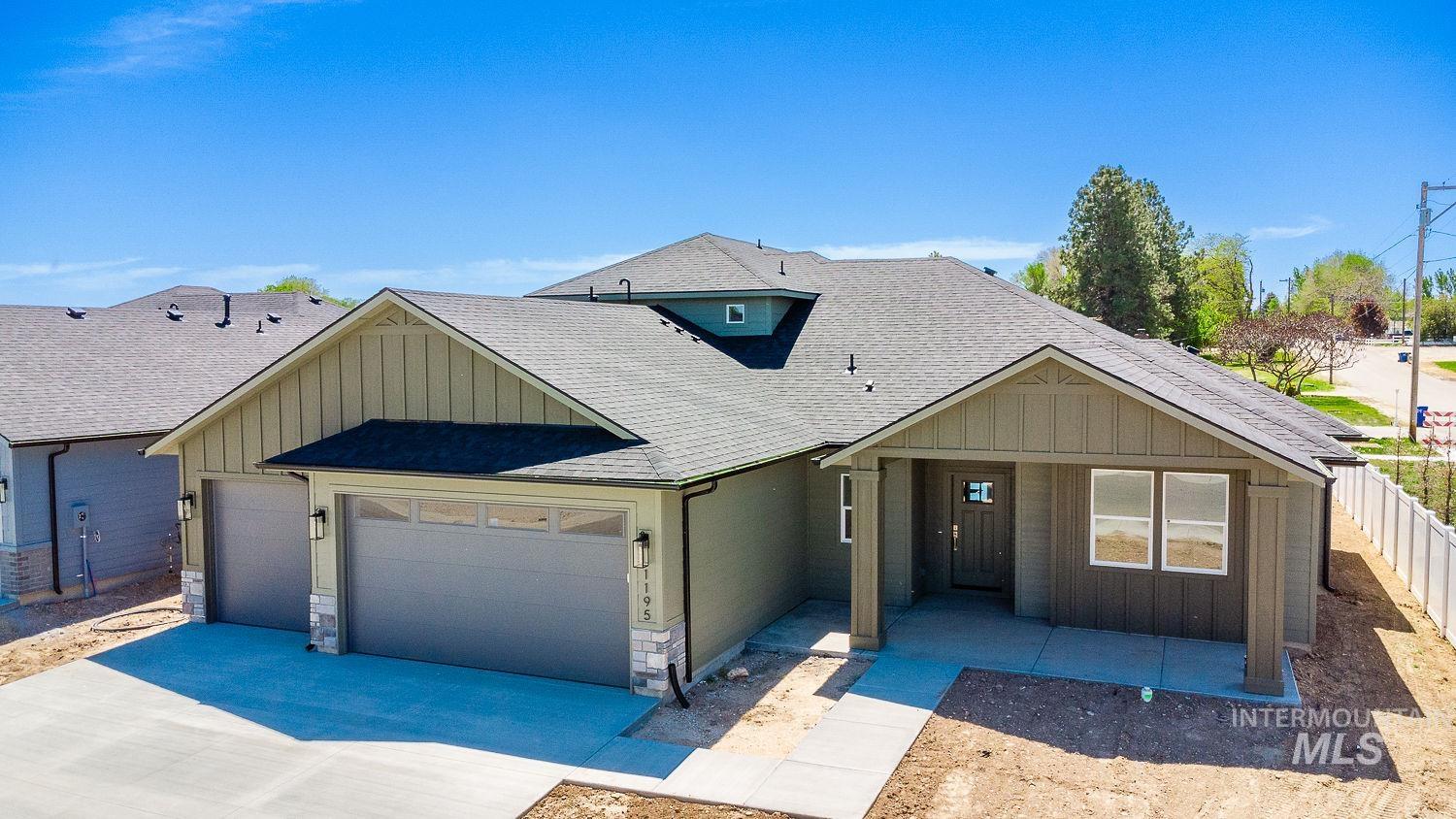 1195 W Recess, Kuna, Idaho 83634, 4 Bedrooms, 2.5 Bathrooms, Residential For Sale, Price $635,000, 98967841